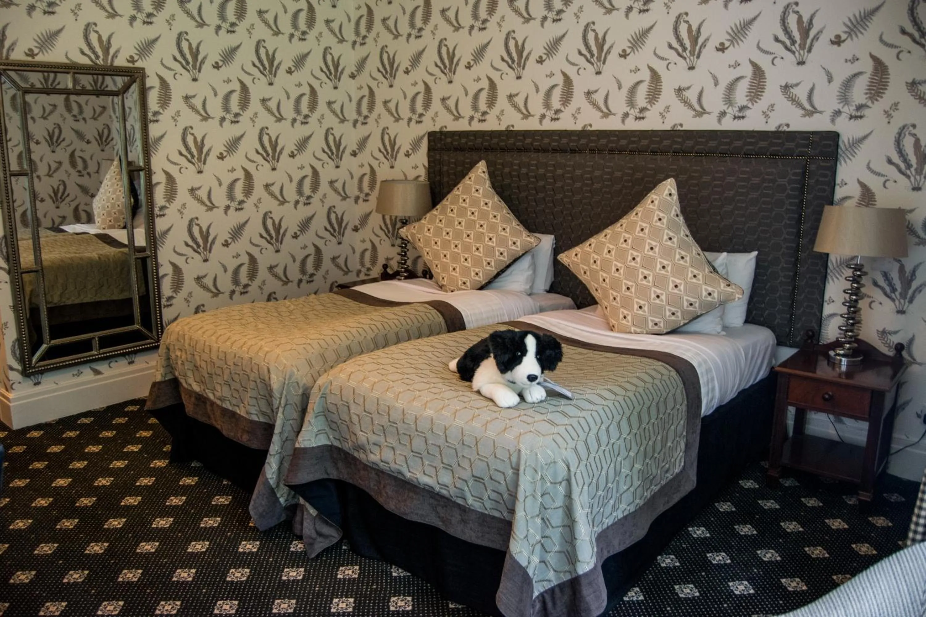 Bed in The Coed-Y-Mwstwr Hotel