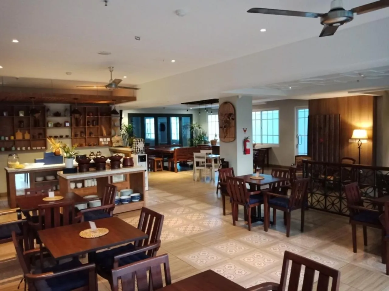 Restaurant/places to eat in Arrayan Hotel Malioboro managed by Arte Hospitality Management