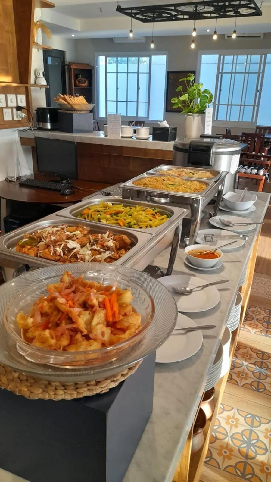 Restaurant/places to eat in Arrayan Hotel Malioboro managed by Arte Hospitality Management