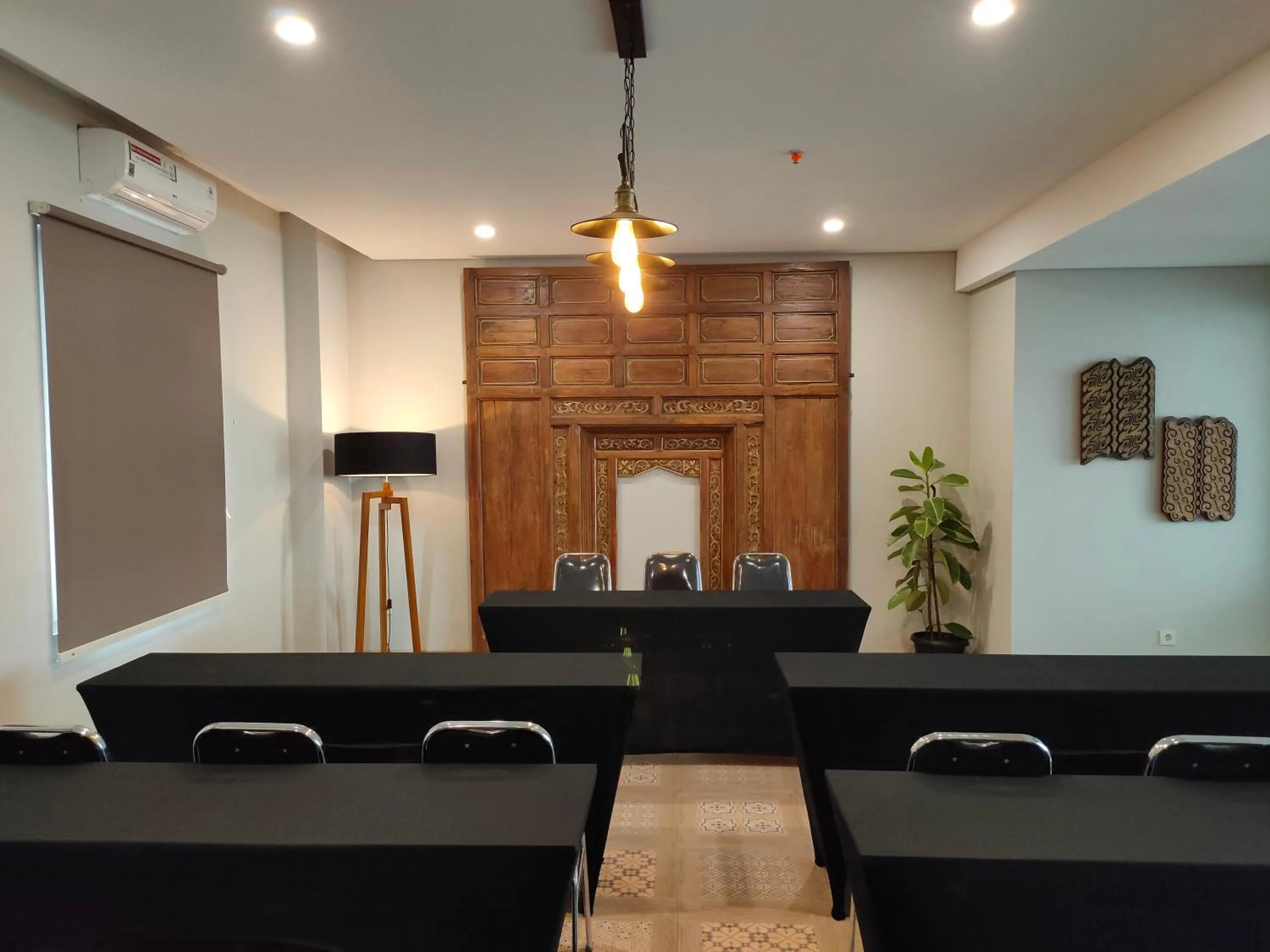 Meeting/conference room in Arrayan Hotel Malioboro managed by Arte Hospitality Management