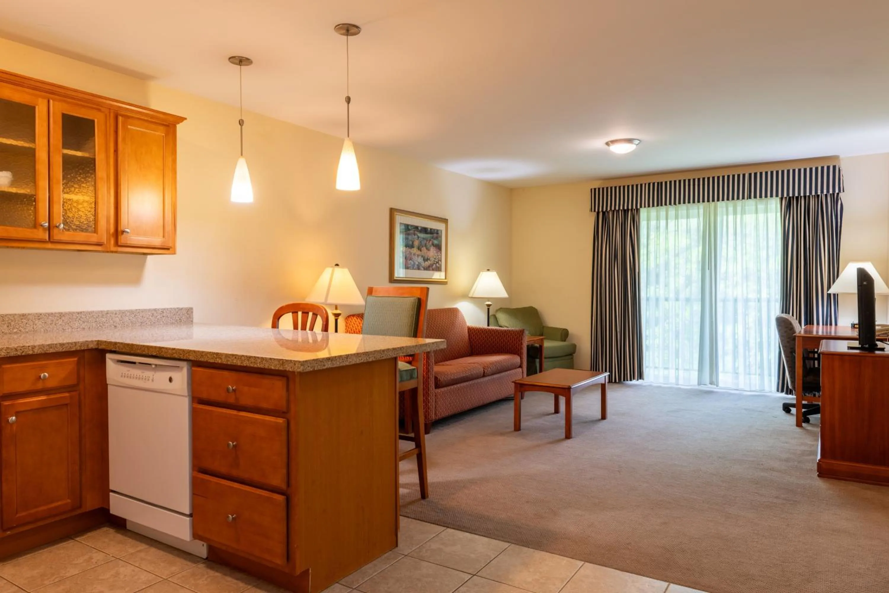 Living room in White River Inn & Suites