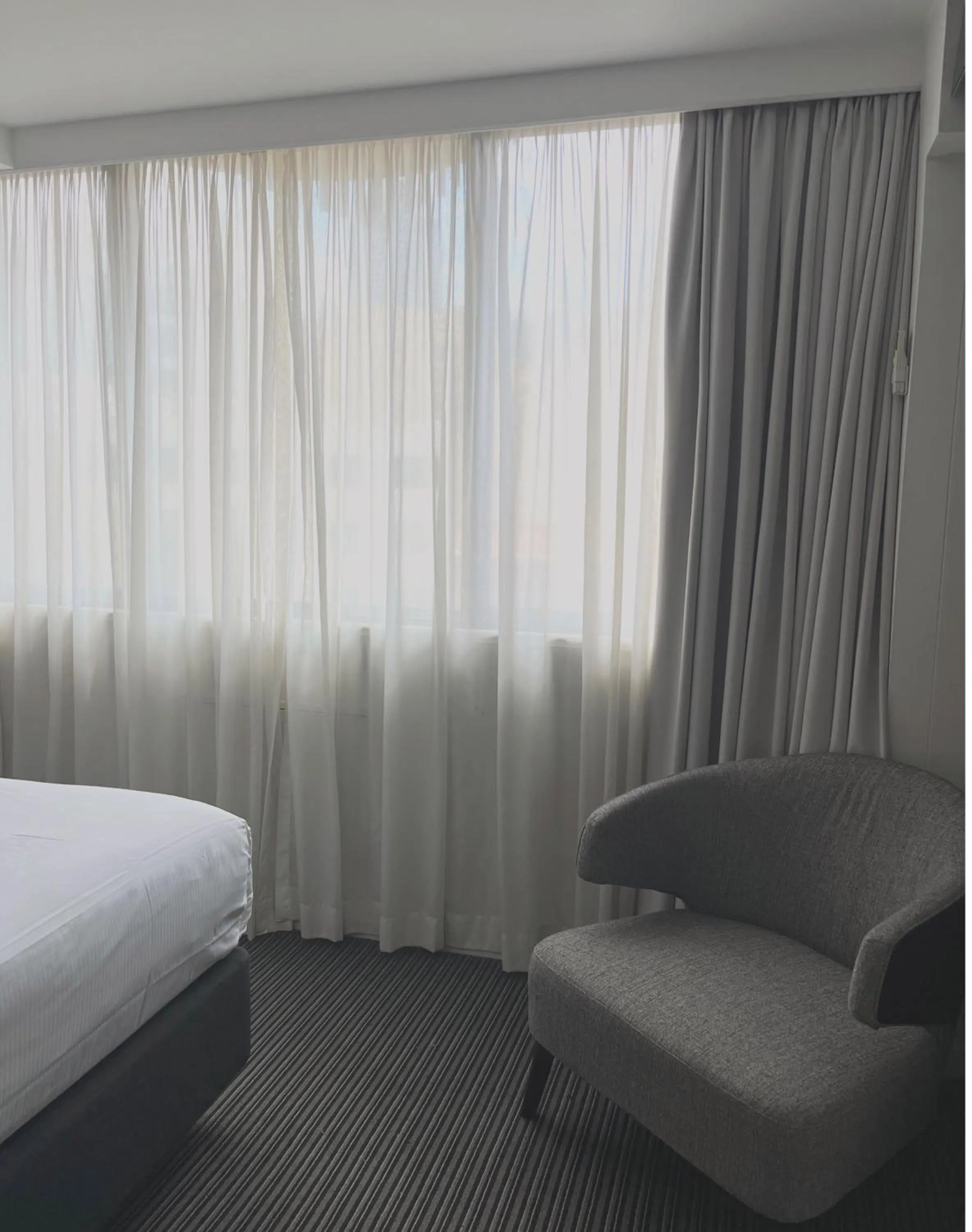 Living room, Bed in Central Studio Hotel Sydney