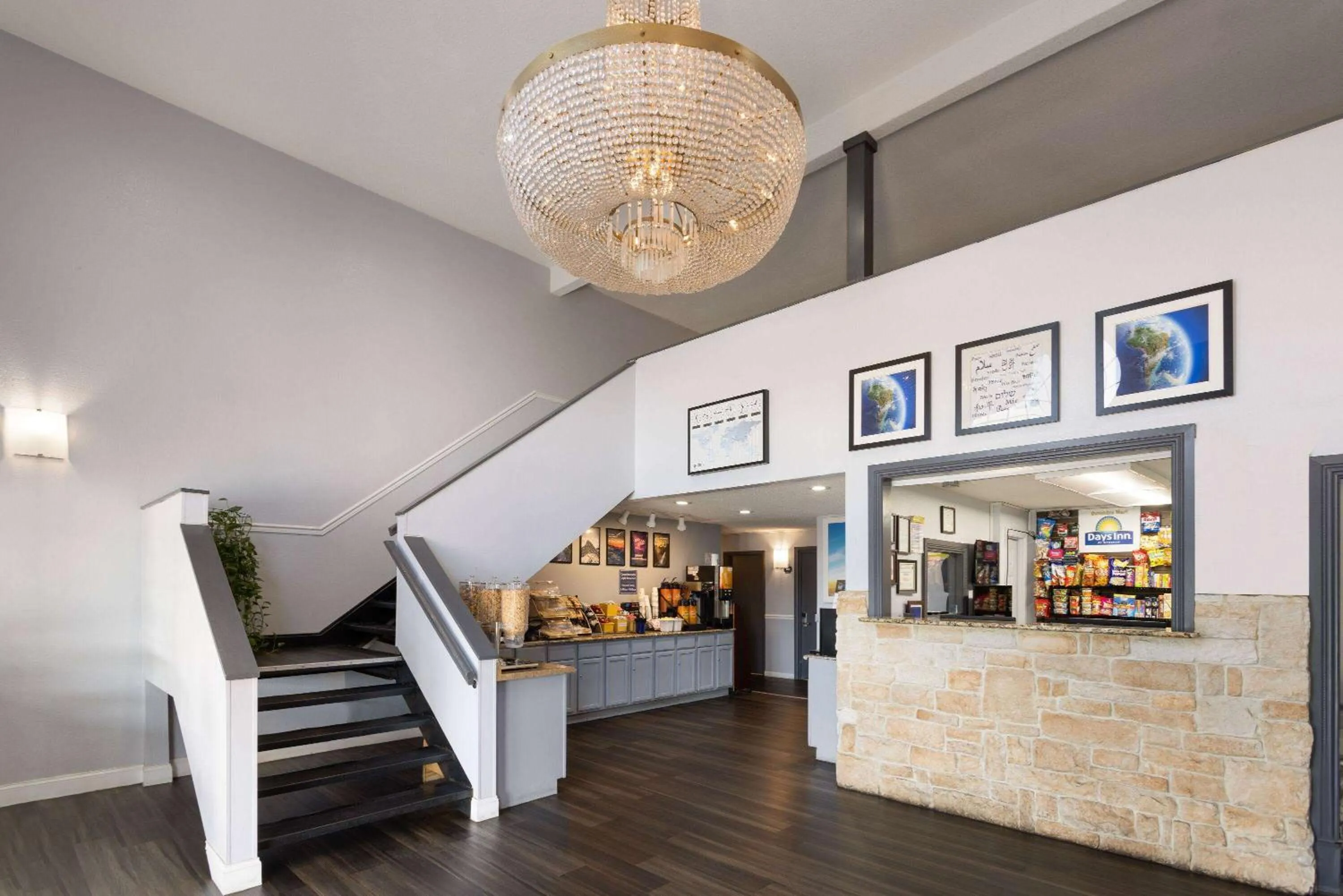 Lobby or reception in Days Inn by Wyndham Aberdeen