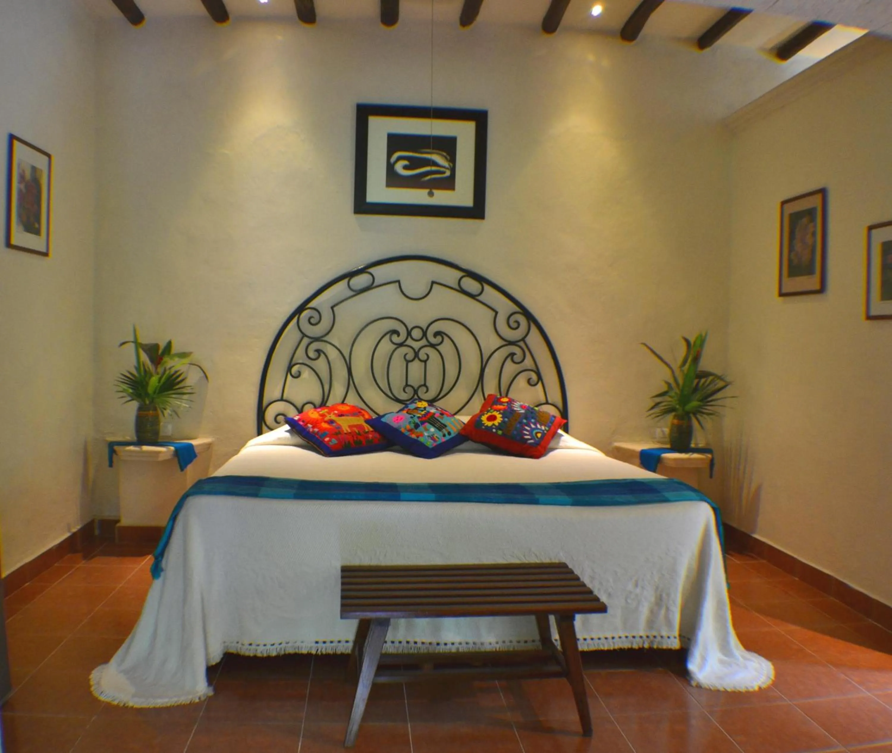 Bed in Hacienda Chichen Resort and Yaxkin Spa