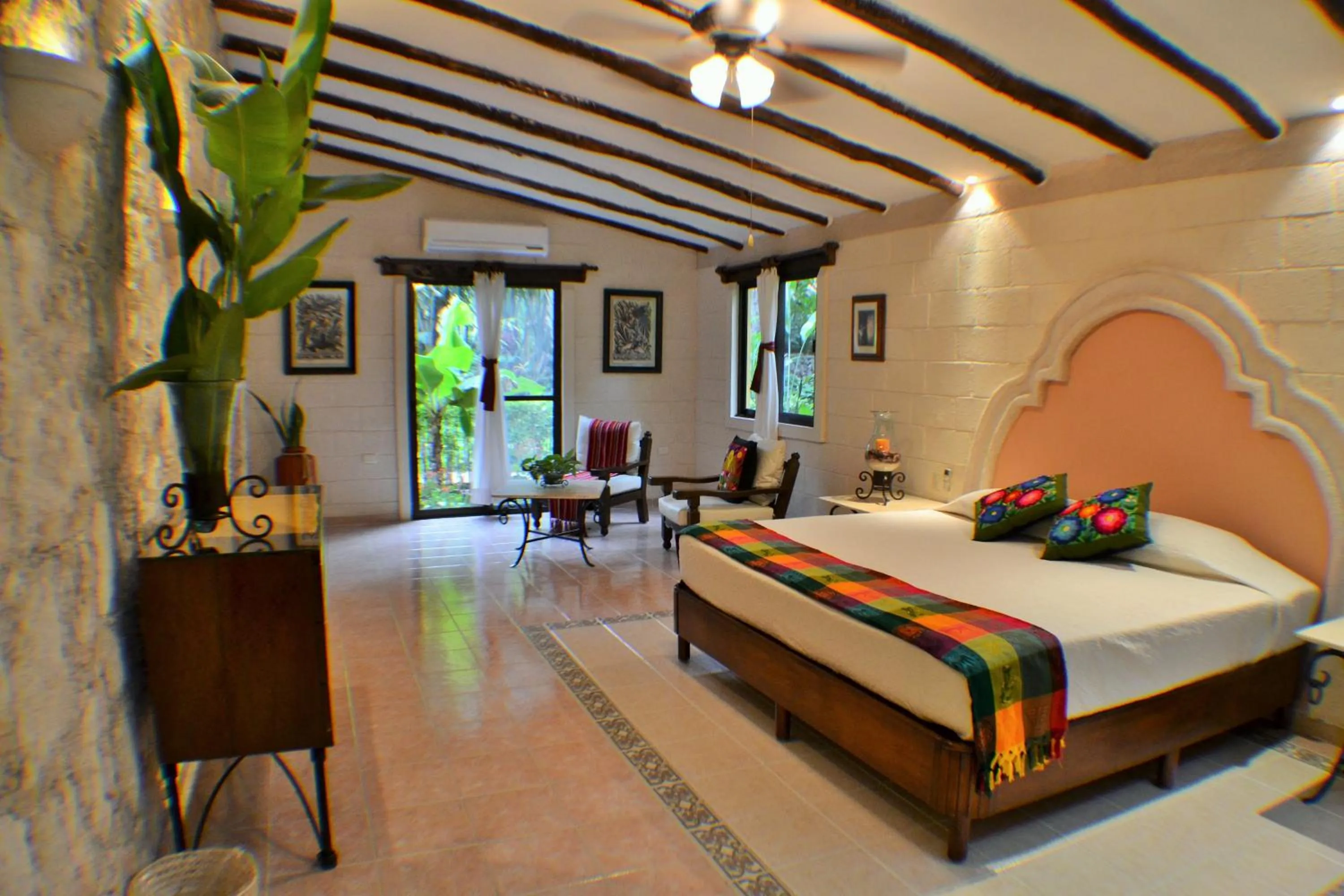 Bed in Hacienda Chichen Resort and Yaxkin Spa