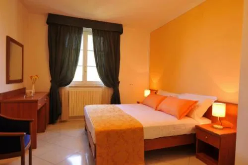 Day in Holiday House Aurora