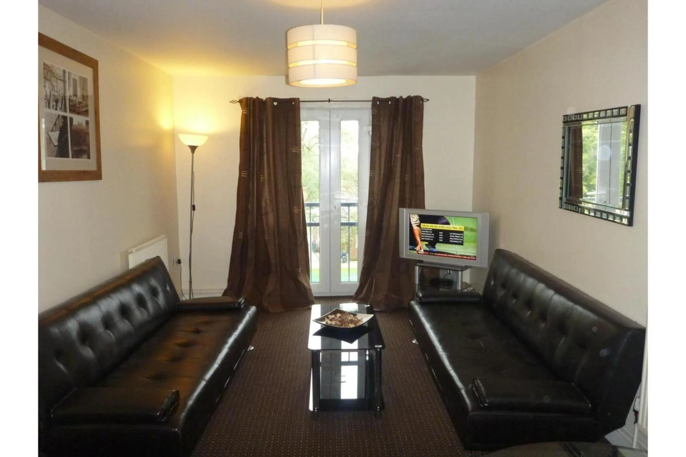 Living room, Seating Area in OYO Arinza Apartments
