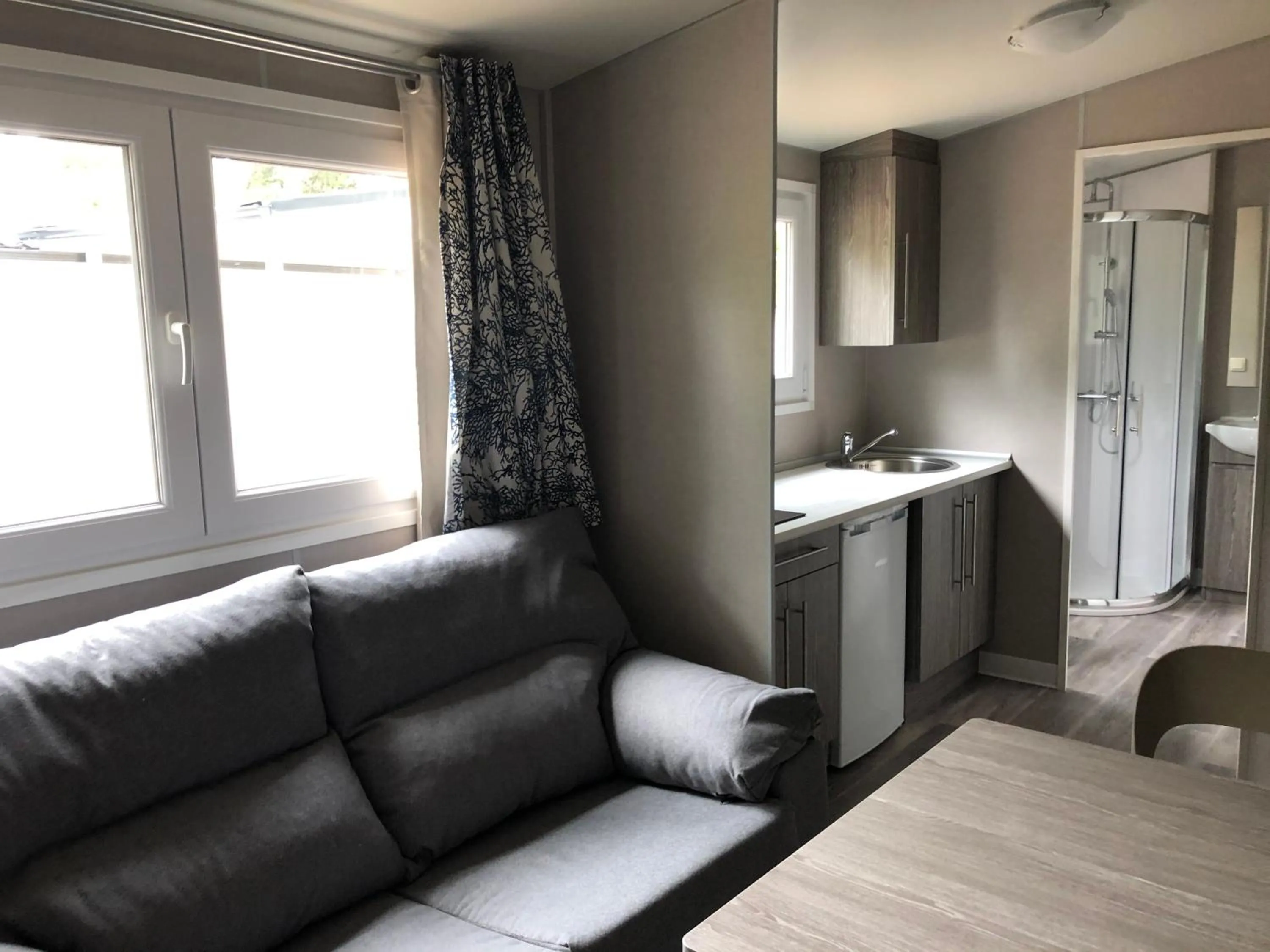 Kitchen or kitchenette in Bungalows y Mobil Homes Camping Regio