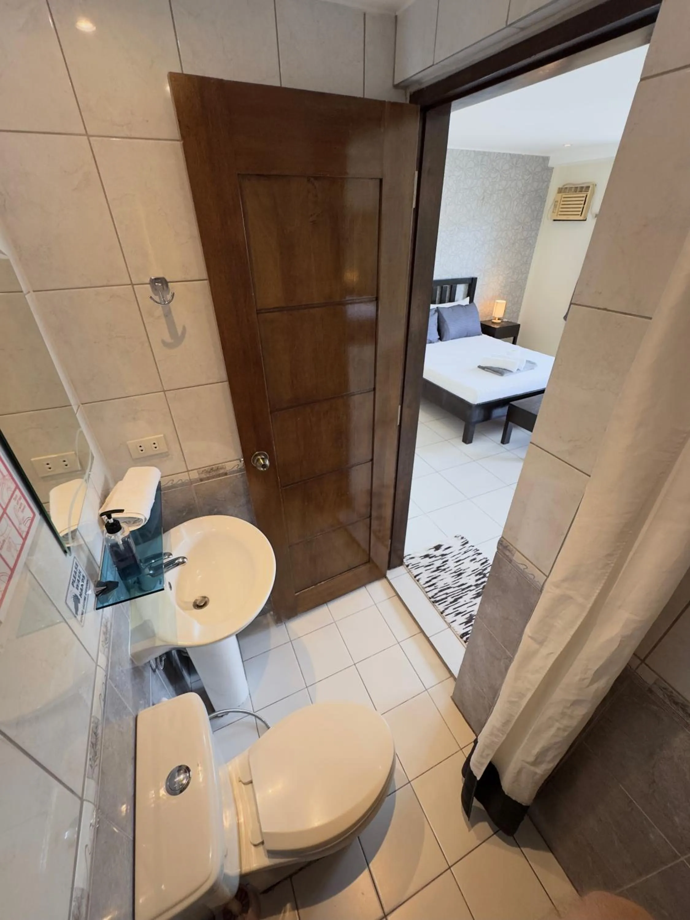 Victoria's Bed & Breakfast