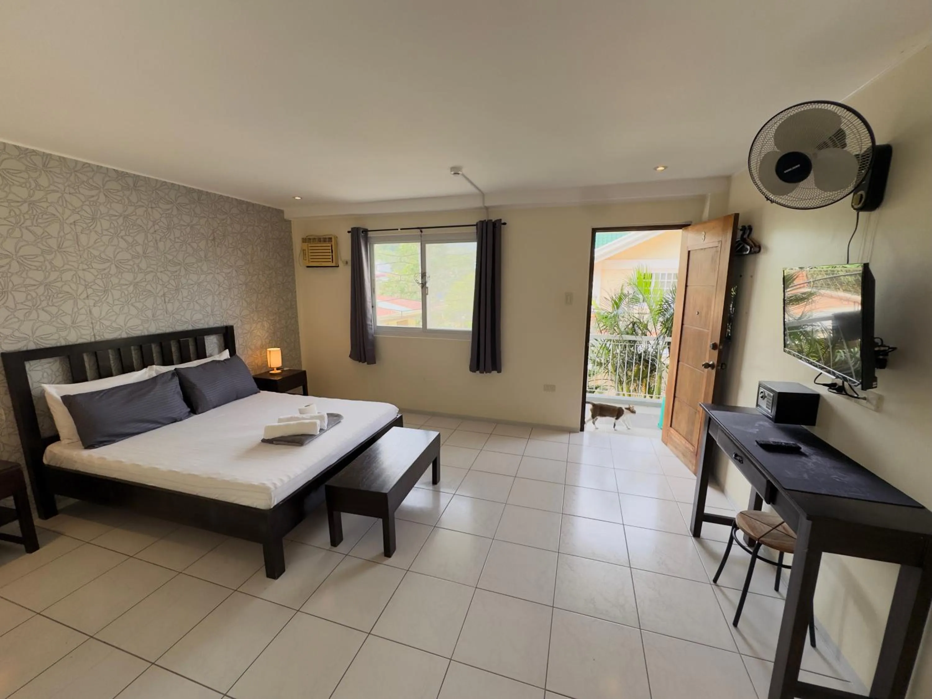 Bed in Victoria's Bed & Breakfast