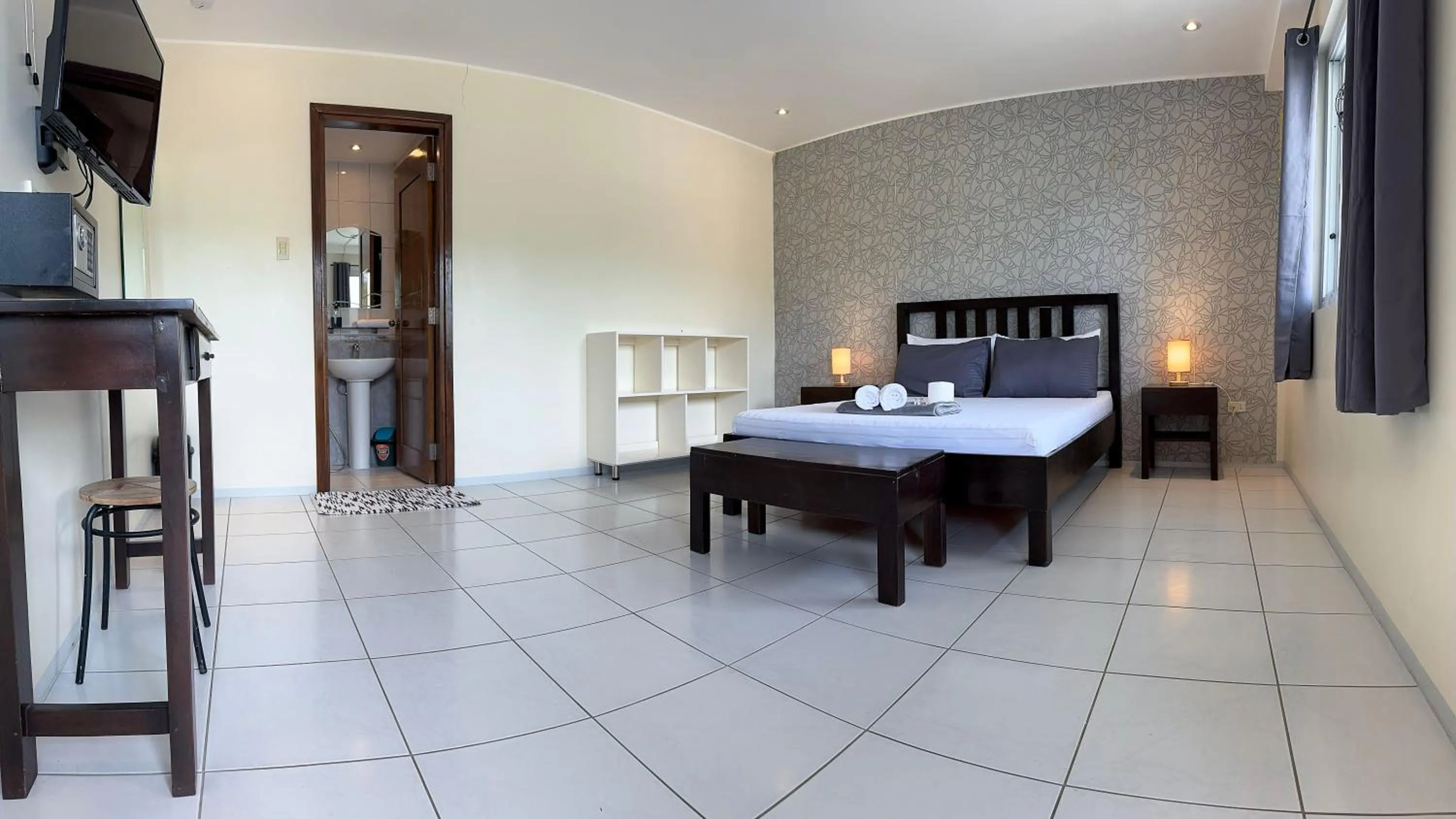 Bed in Victoria's Bed & Breakfast