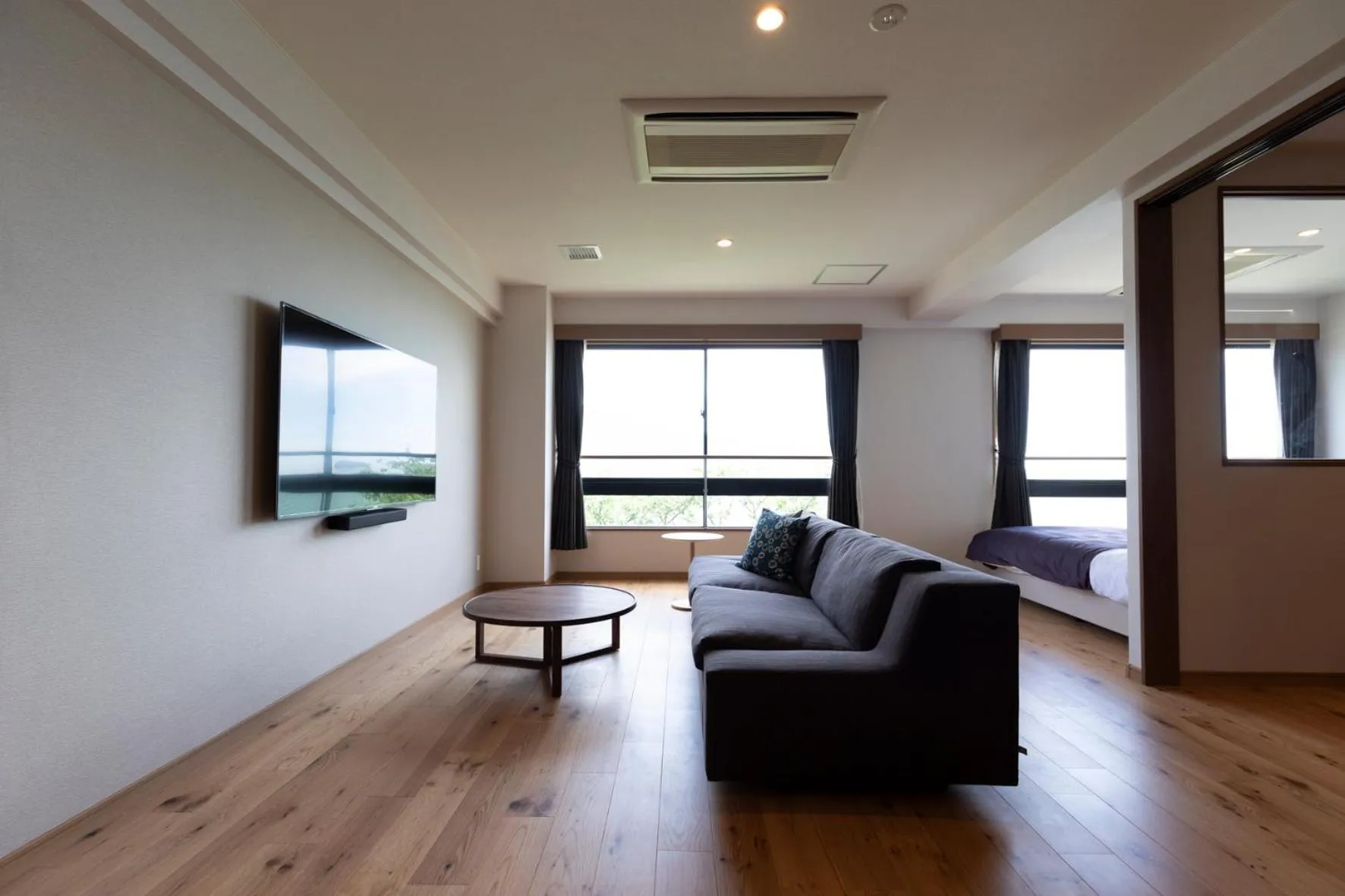 TV and multimedia in 宮島離れの宿 IBUKU -Miyajima Hanare no Yado IBUKU-