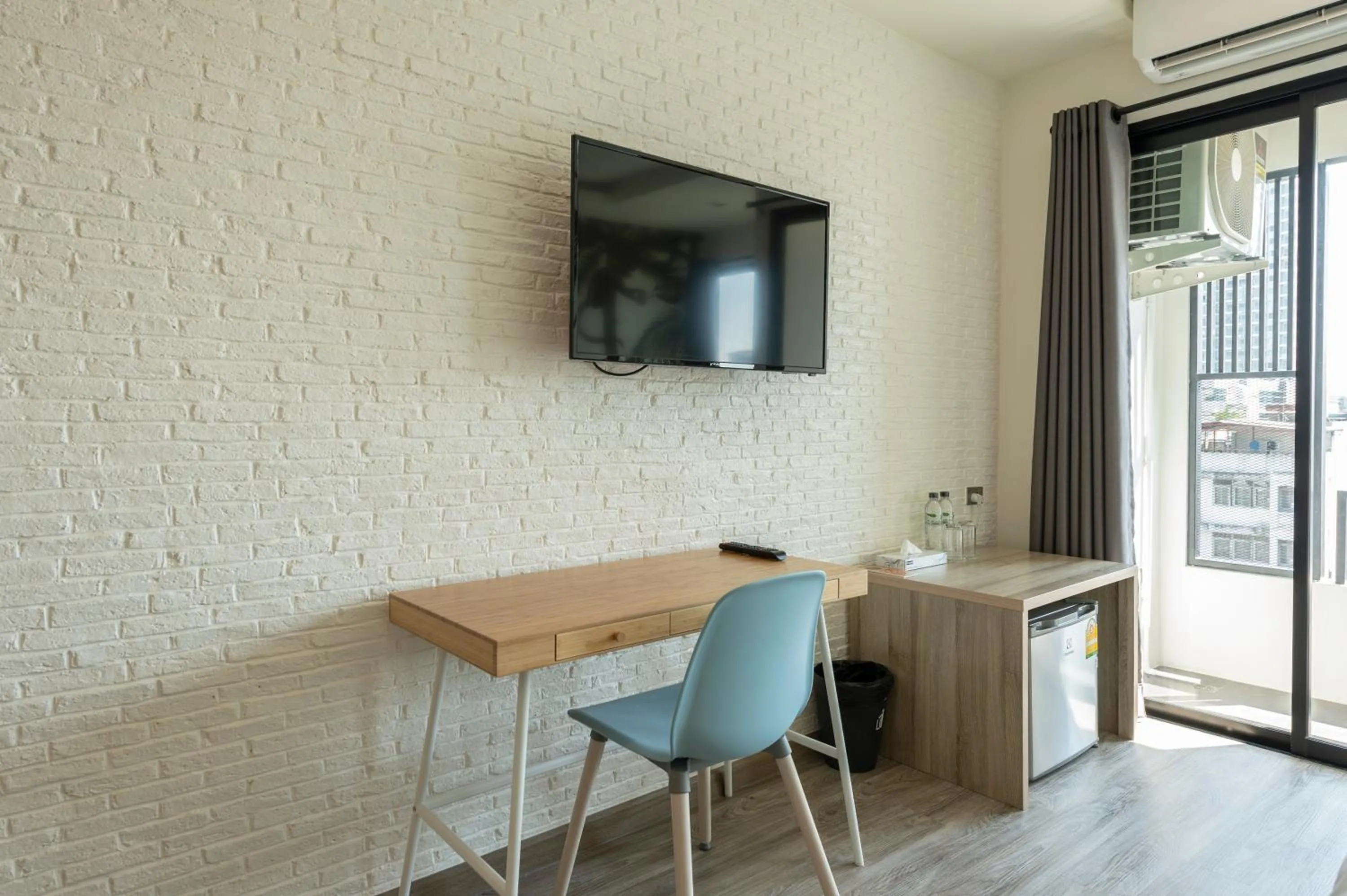 Bedroom in Bangkok Oasis Hotel