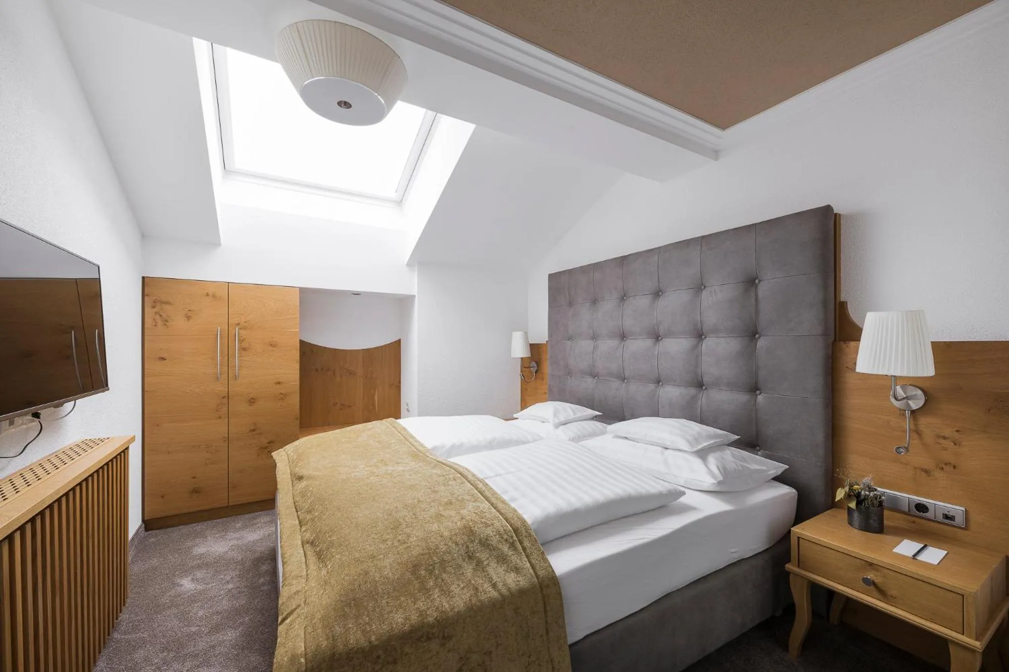 Photo of the whole room, Bed in Hotel Seespitz