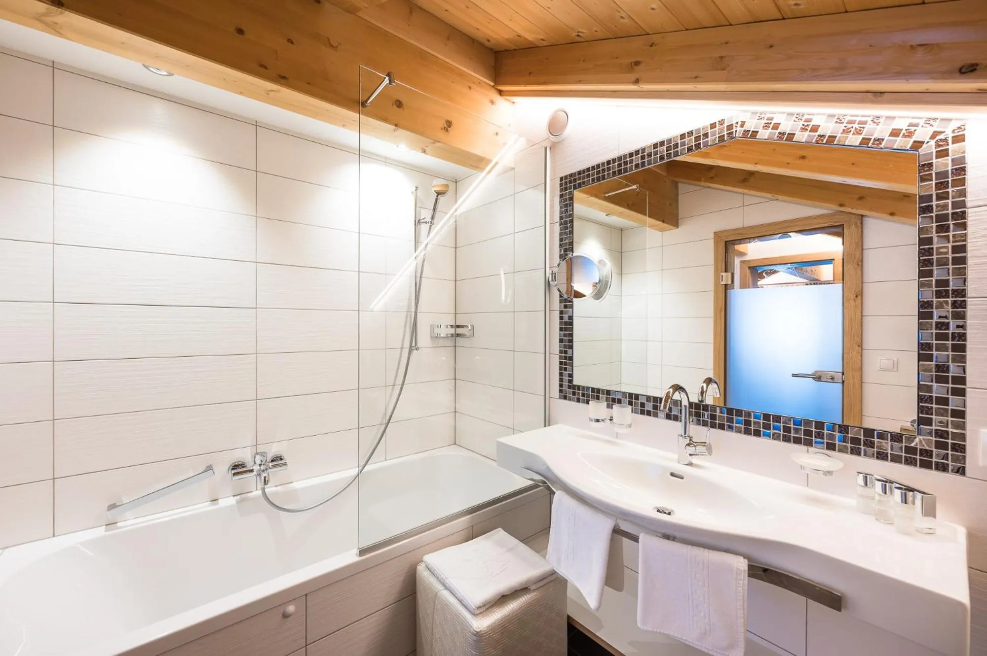 Bathroom in Hotel Seespitz