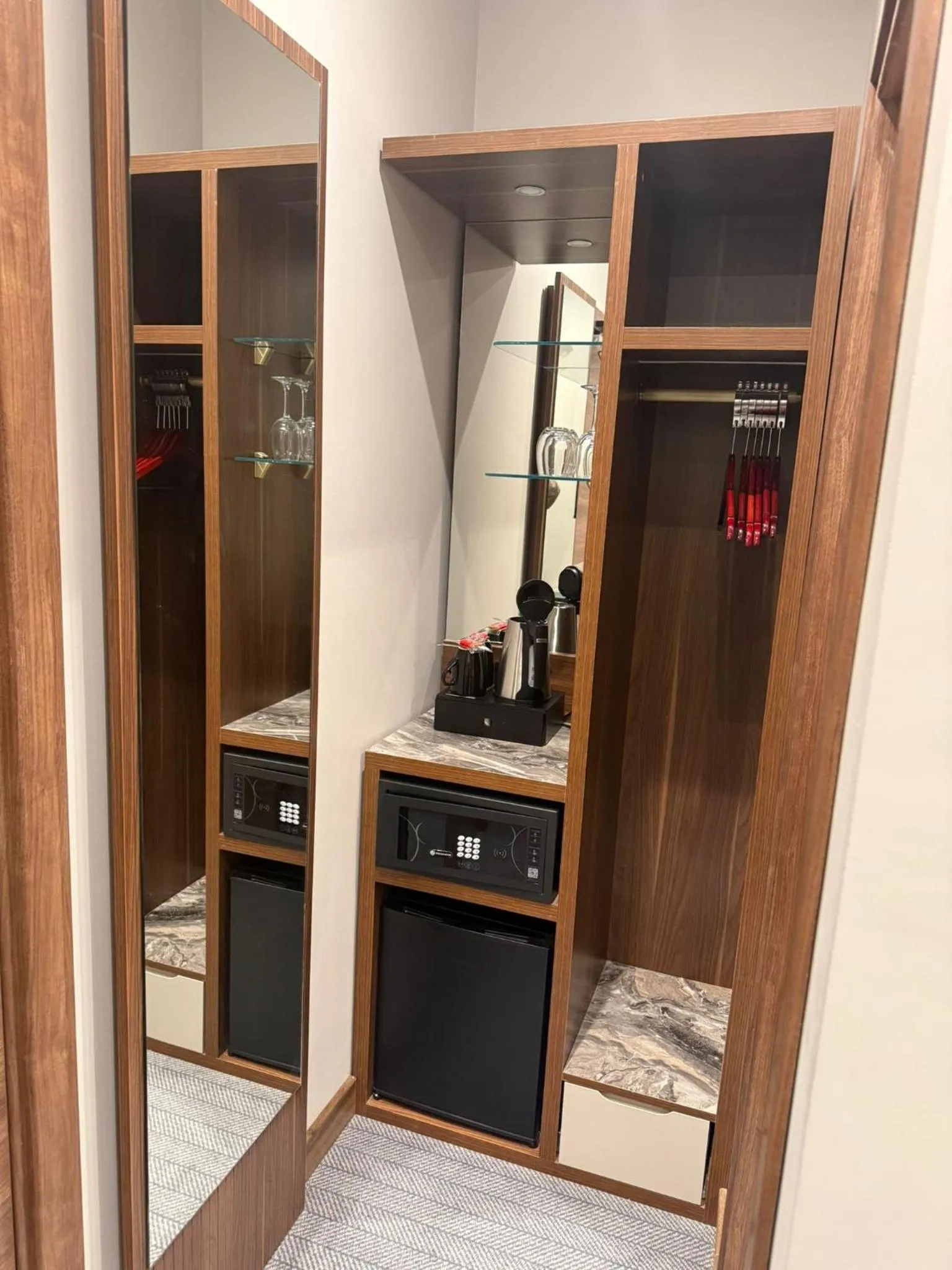 safe in St Mark's - Merit Hotels