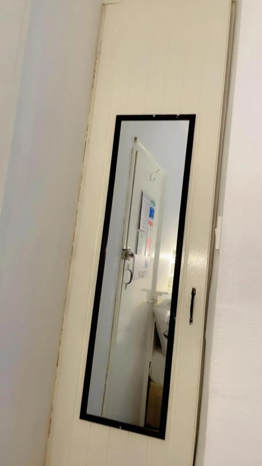 Bathroom in Fern Villa Hotel - Albert Road