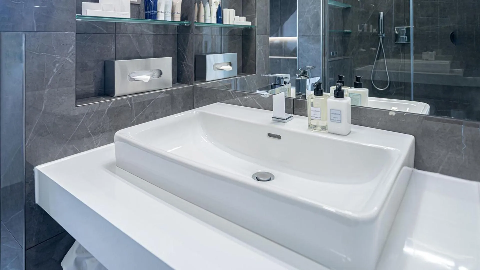 HOTEL Hraniční zámeček