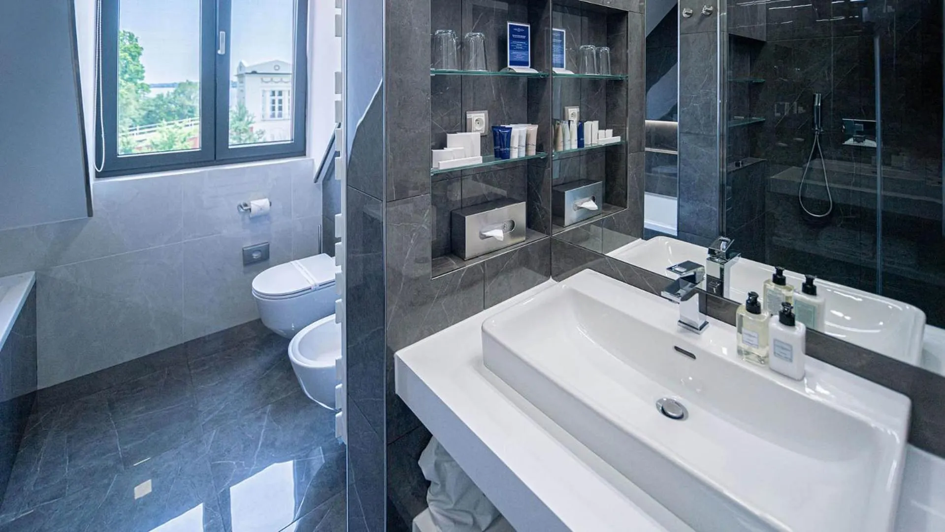 HOTEL Hraniční zámeček