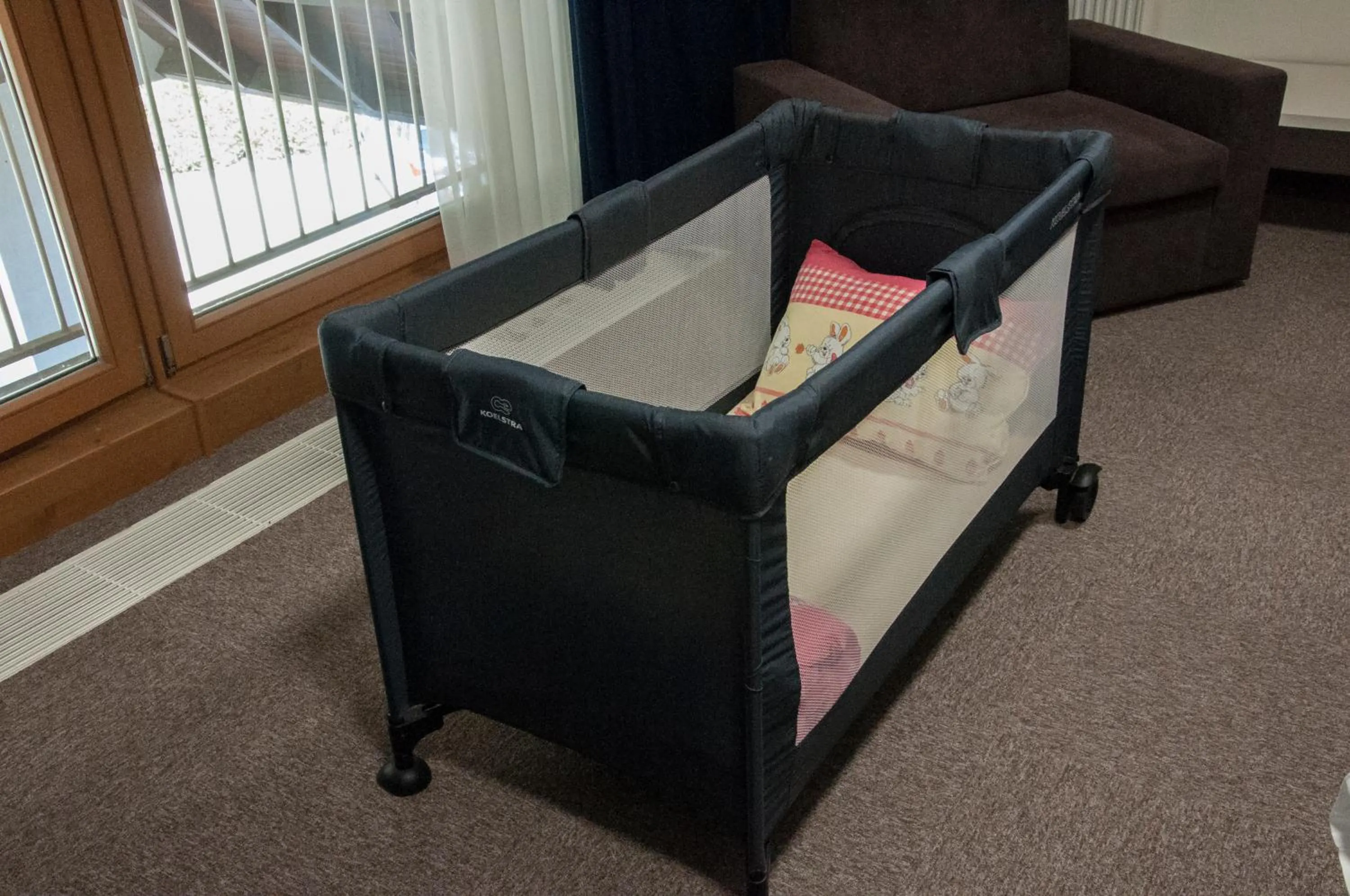 cot, Bed in HOTEL Hraniční zámeček