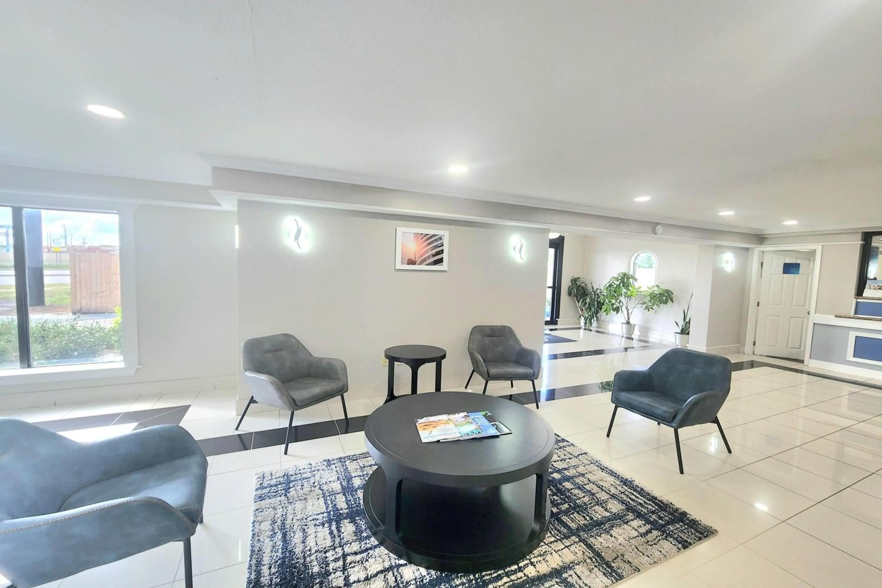 Lobby or reception in Days Inn by Wyndham Houston