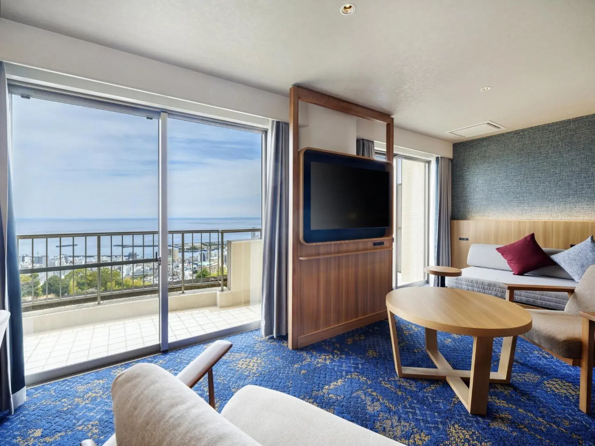 Deluxe Panorama View Family Room with private bathroom in KAMENOI HOTEL Atami Deluxe Panorama View Family Room with private bathroom in KAMENOI HOTEL Atami