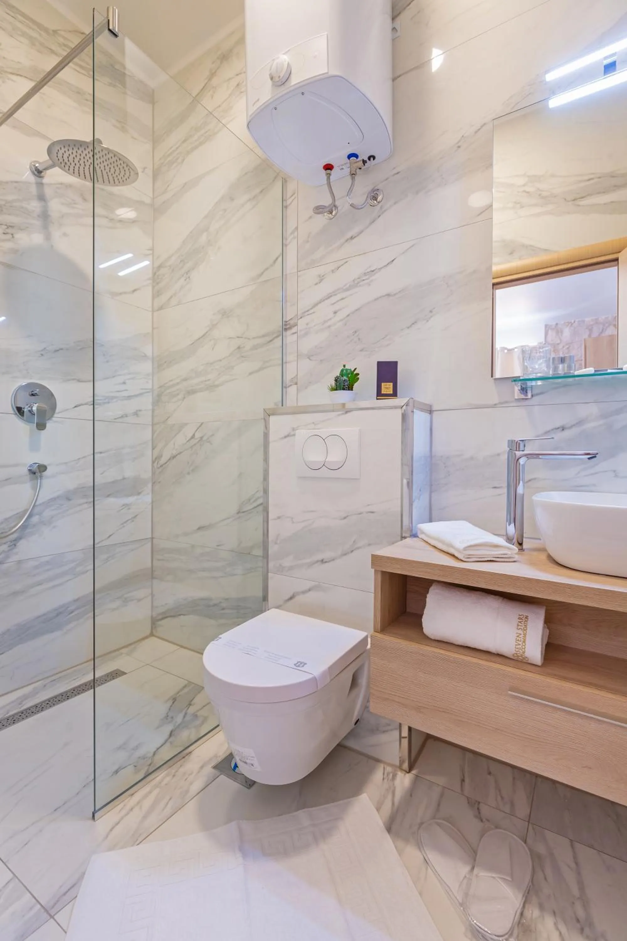 Shower in Seven Stars Accommodation Dubrovnik