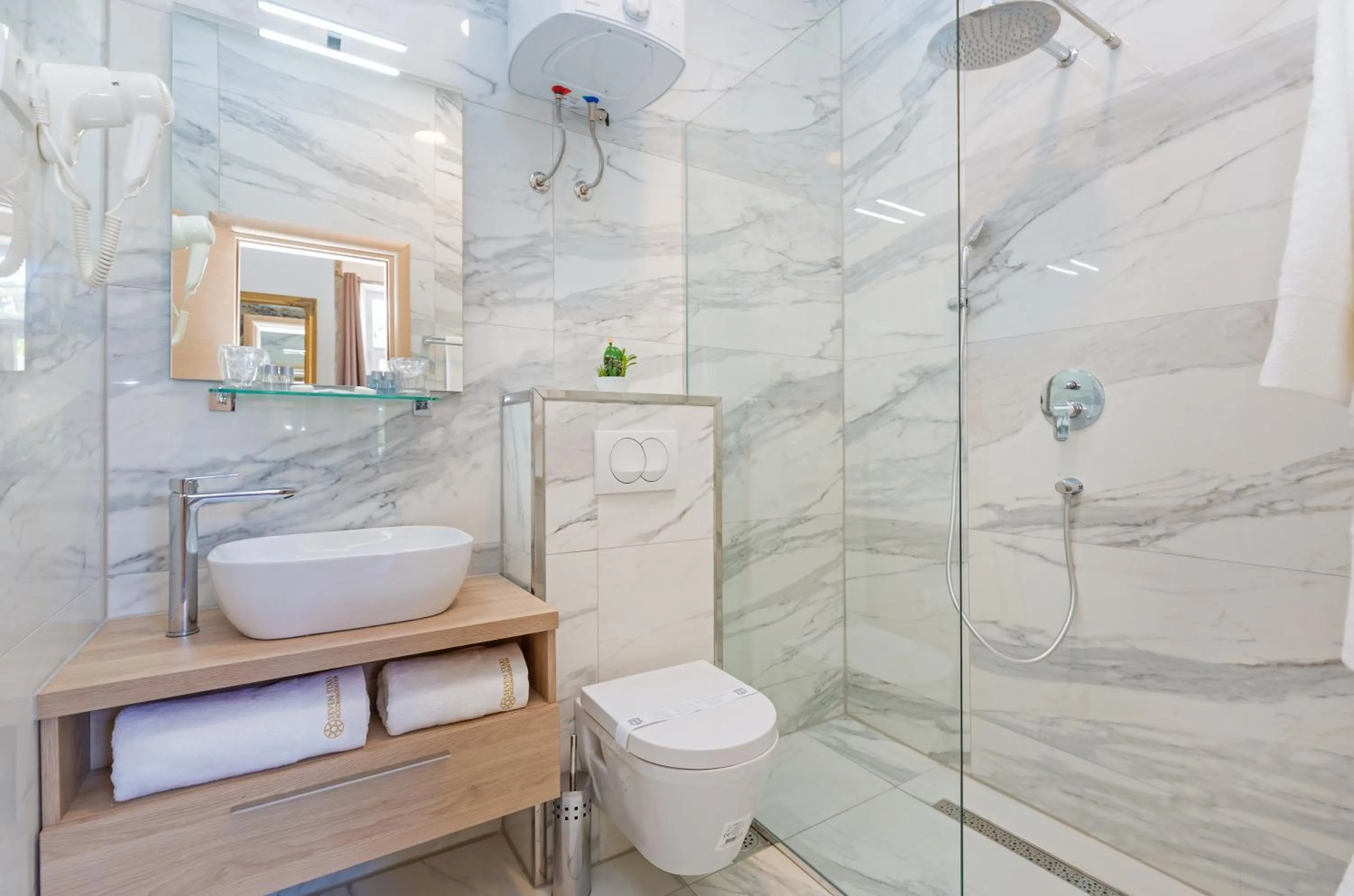 Shower in Seven Stars Accommodation Dubrovnik