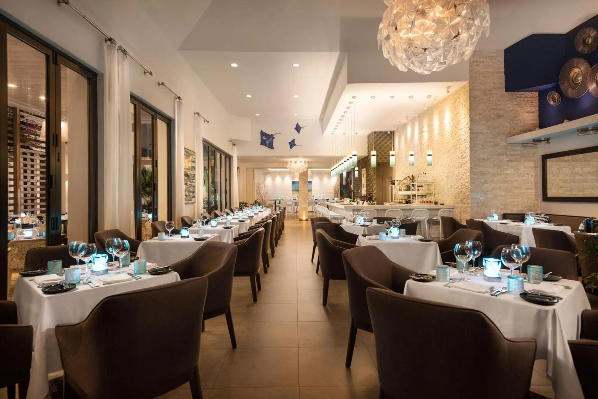 Restaurant/places to eat in Wymara Resort & Villas