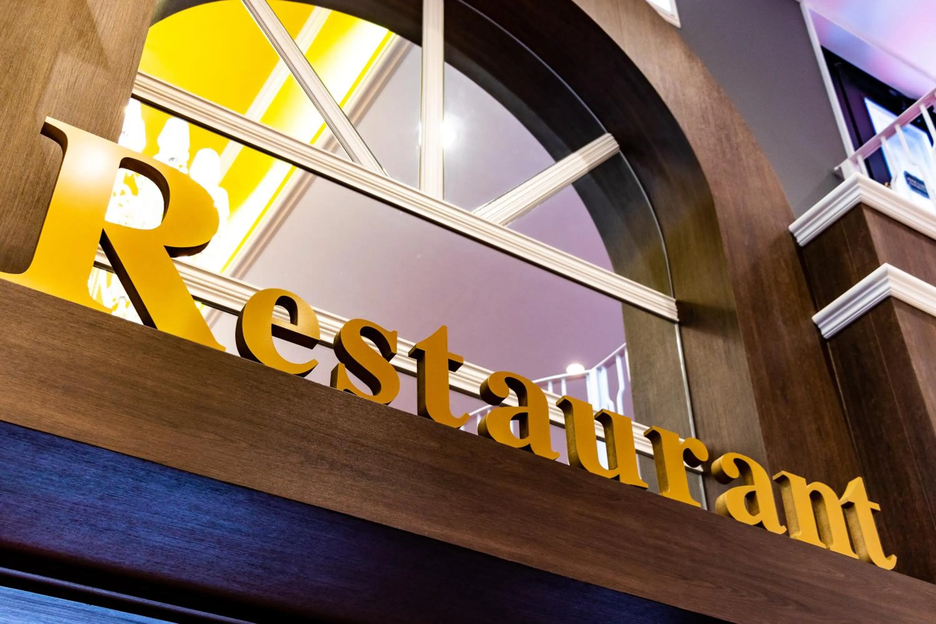 Restaurant/places to eat in Grand Park Hotel The Luxueux Minami Kashiwa