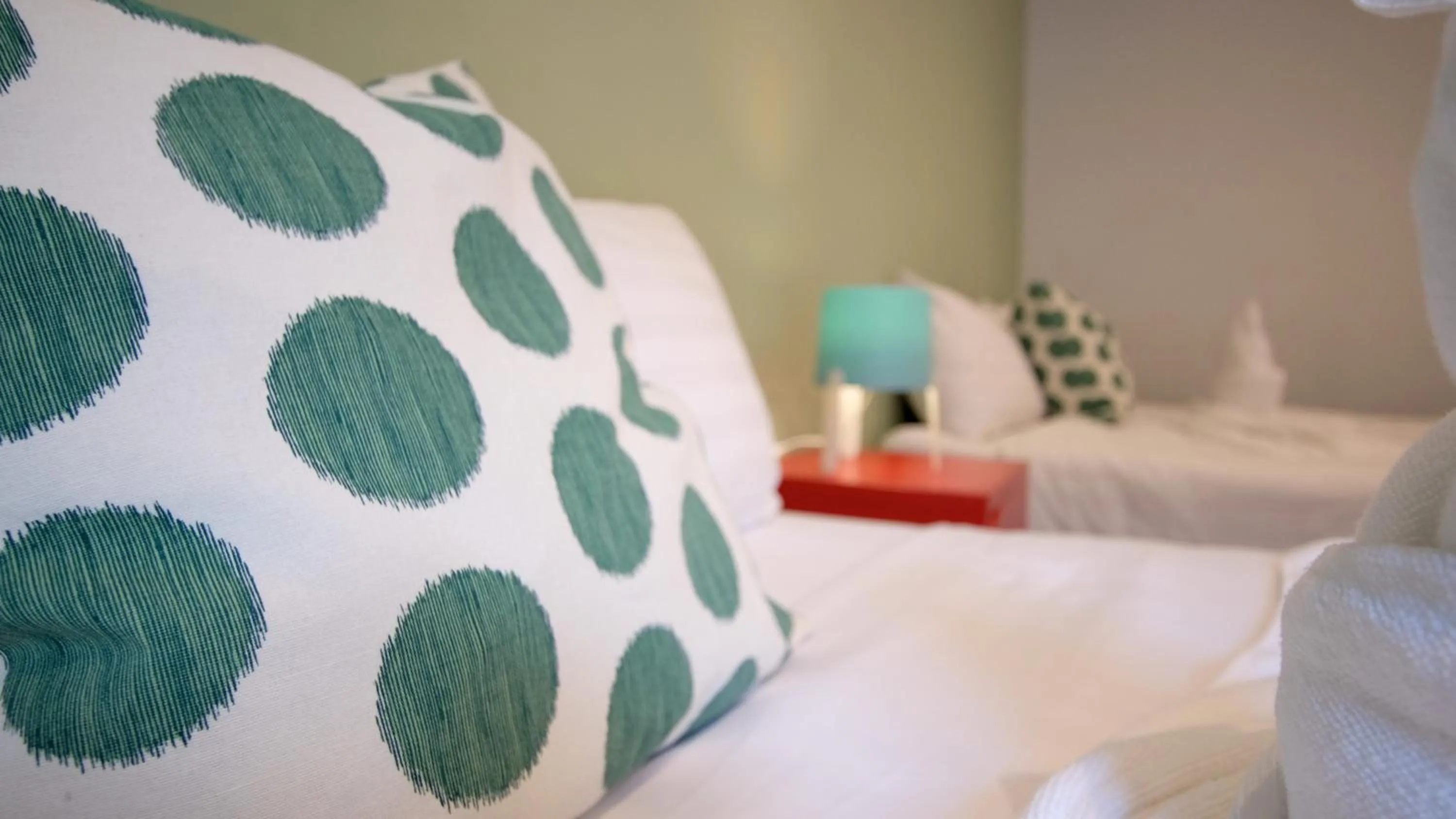 Bed in Resort V - MRT Huai Khwang