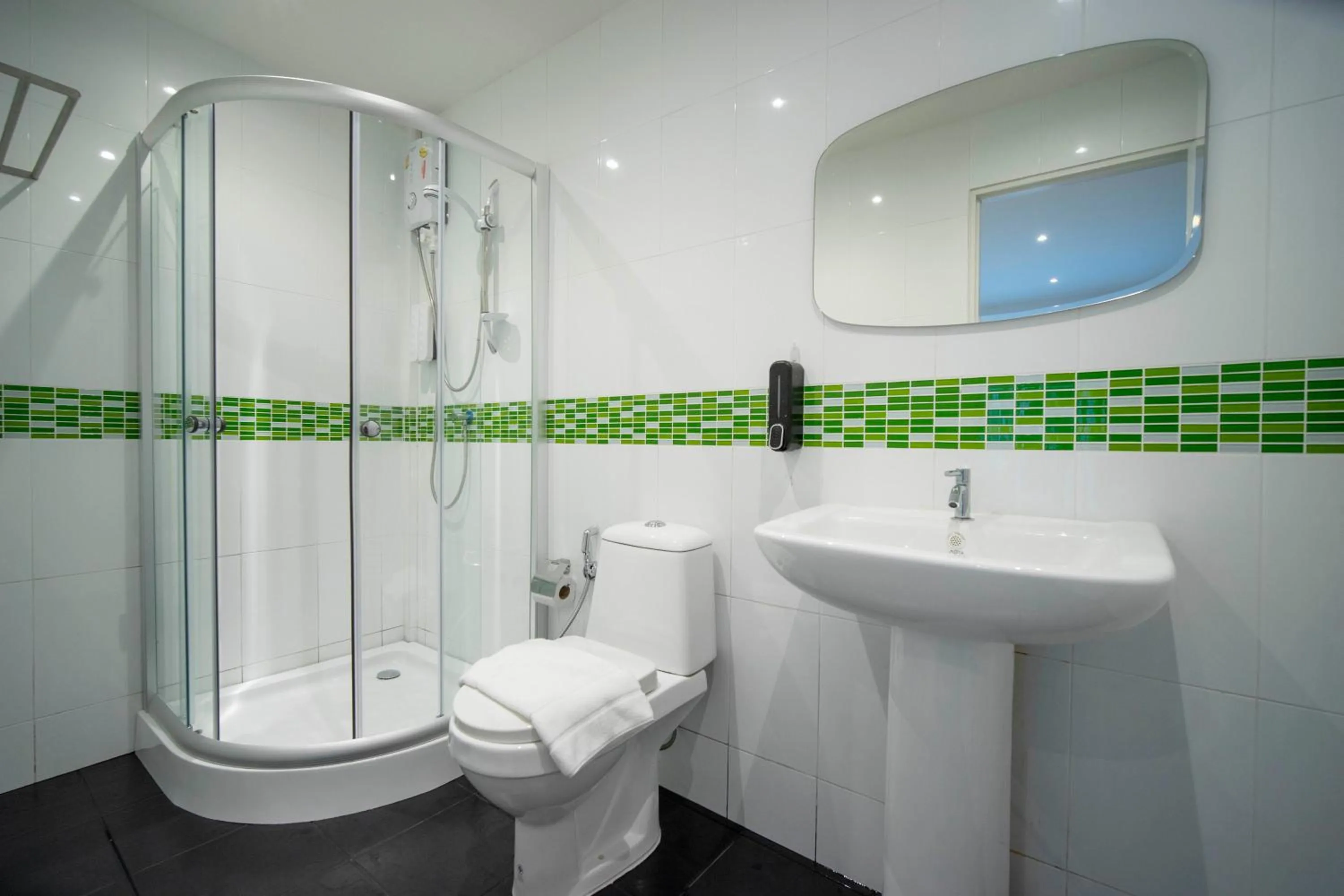 Bathroom in Resort V - MRT Huai Khwang