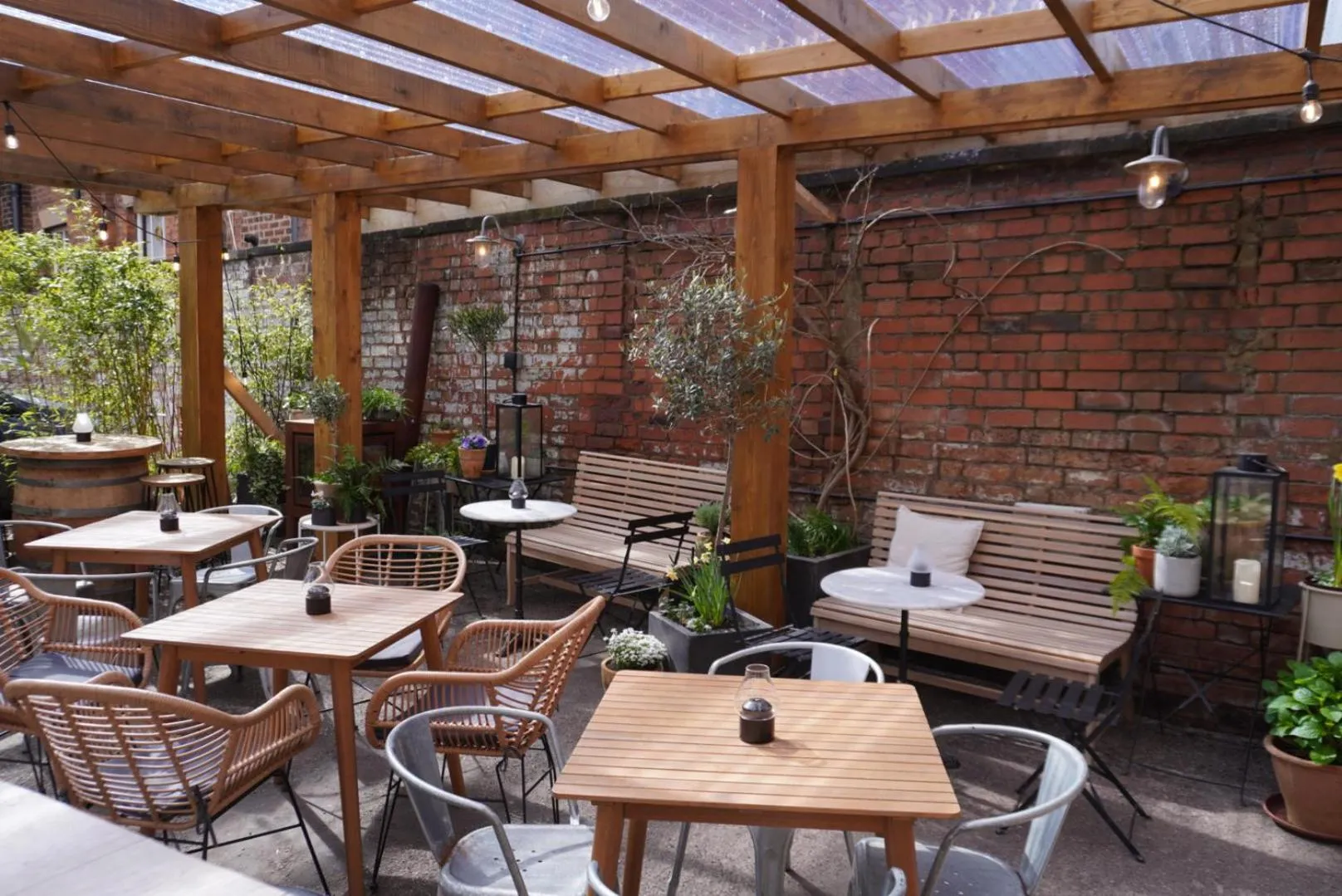 Seating area in Lion & Pheasant Hotel