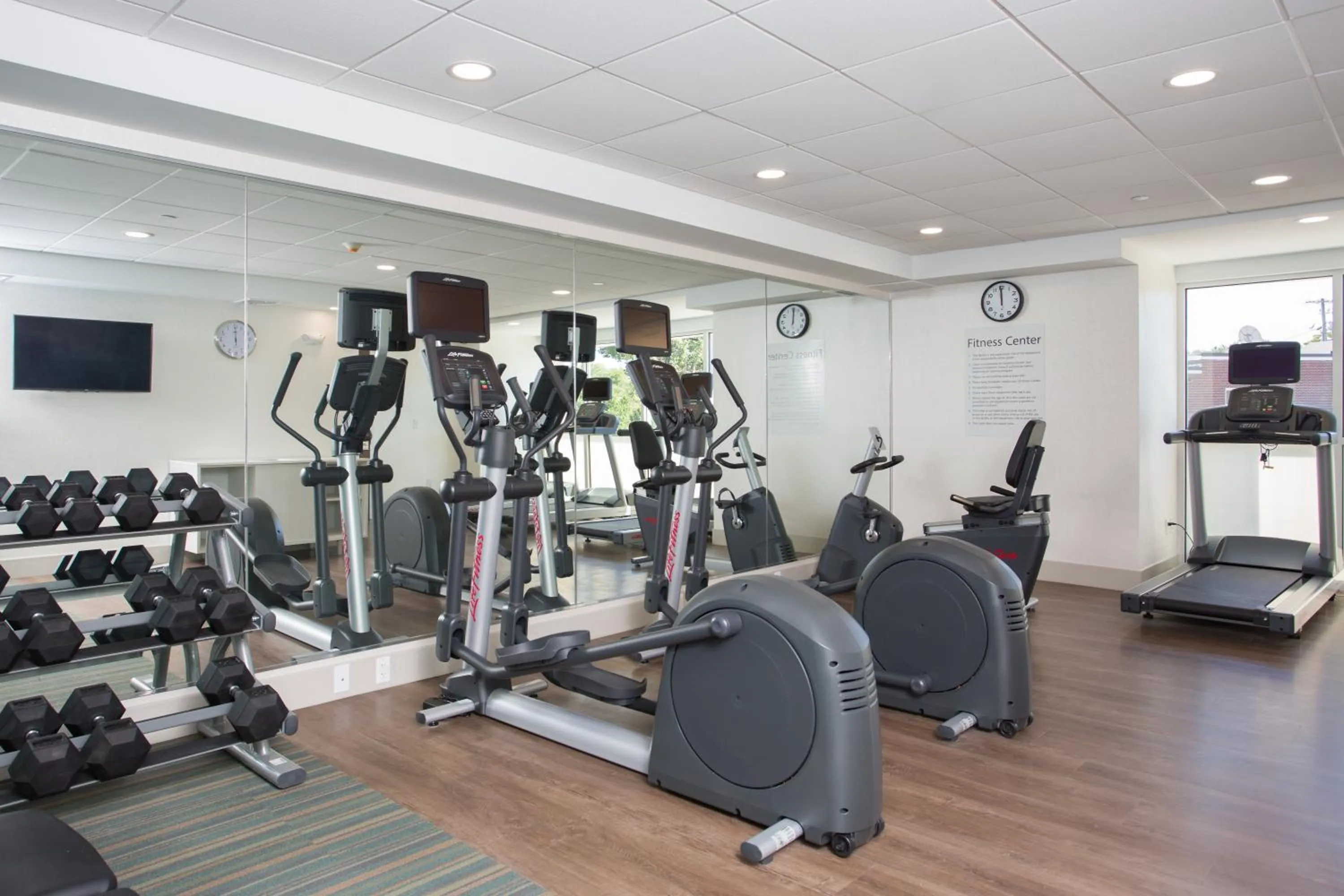Spa and wellness centre/facilities in Holiday Inn Express Chelmsford by IHG
