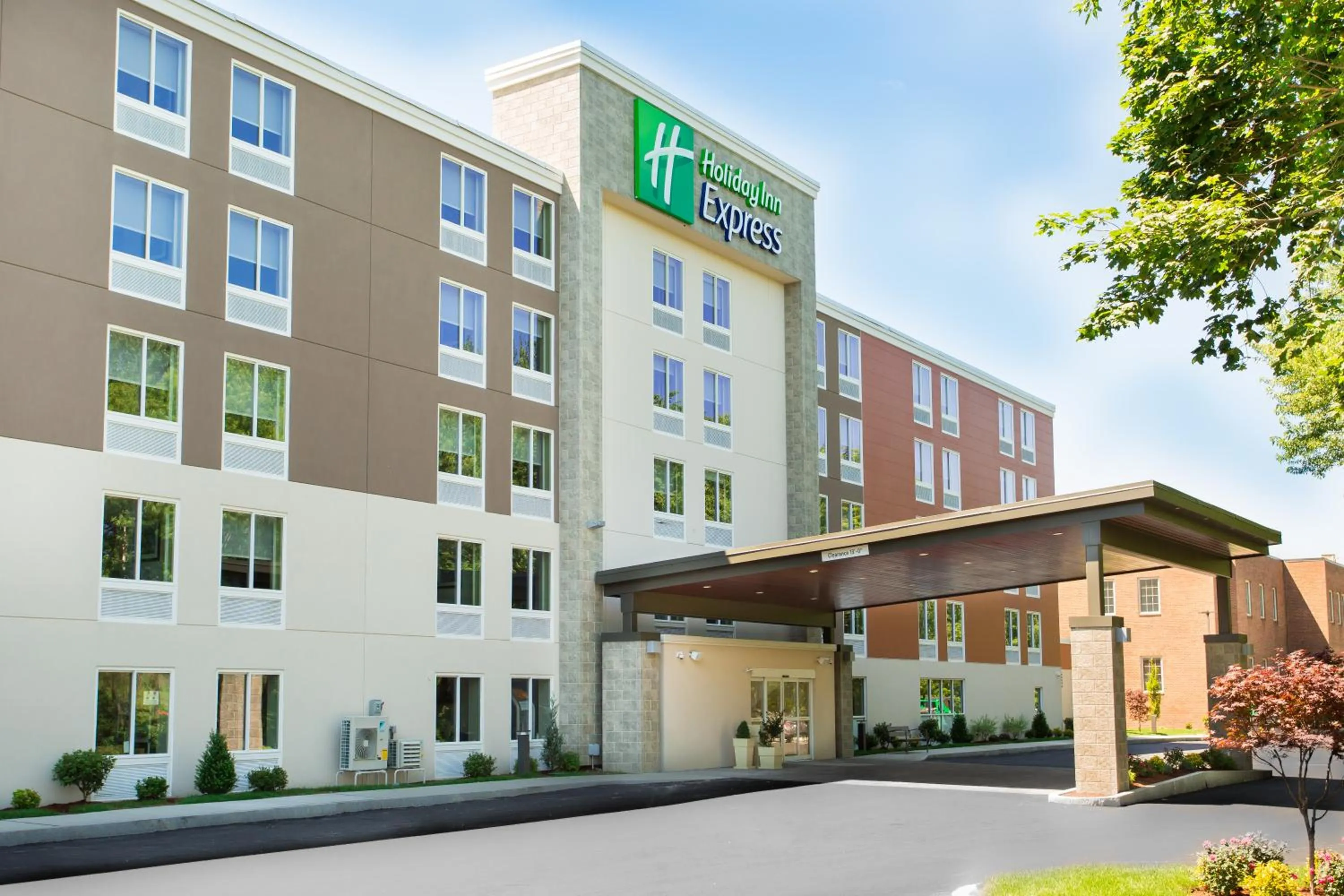 Property building in Holiday Inn Express Chelmsford by IHG