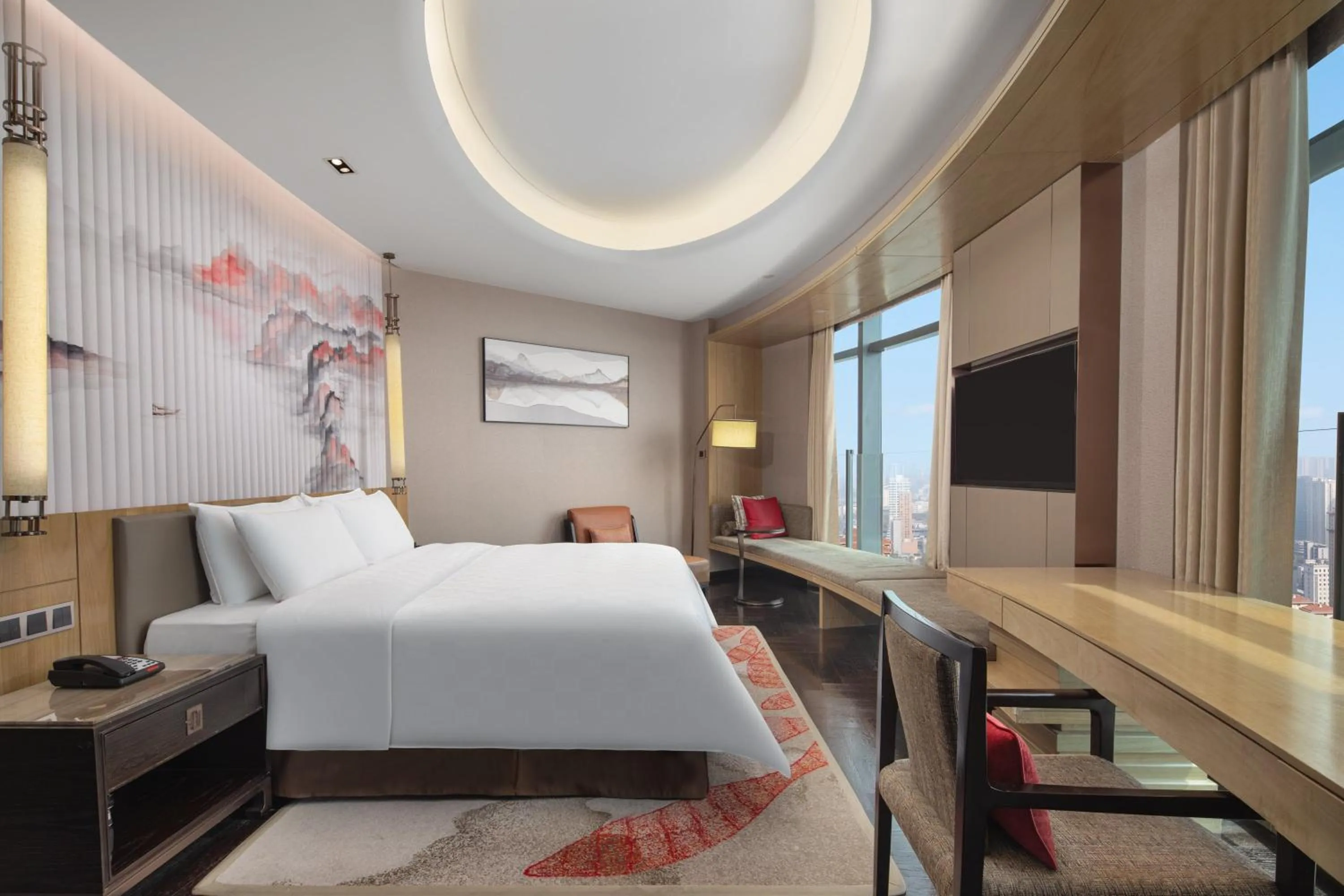 Photo of the whole room, Bed in HUALUXE Wuhu