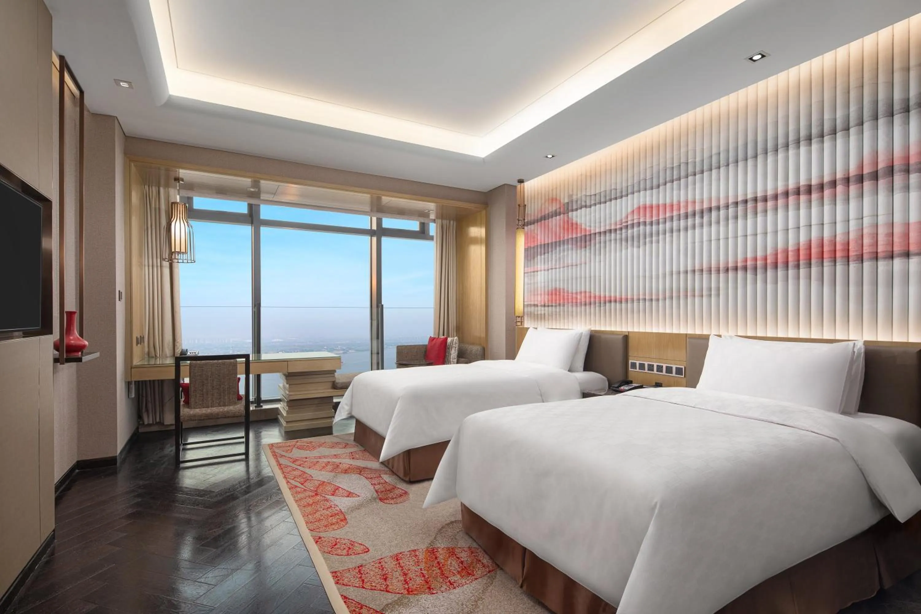 Photo of the whole room, Bed in HUALUXE Wuhu