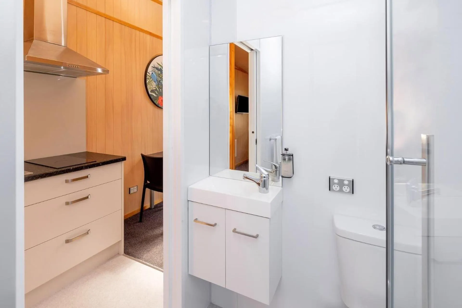 Bathroom in Fox Glacier TOP 10 Holiday Park & Motels