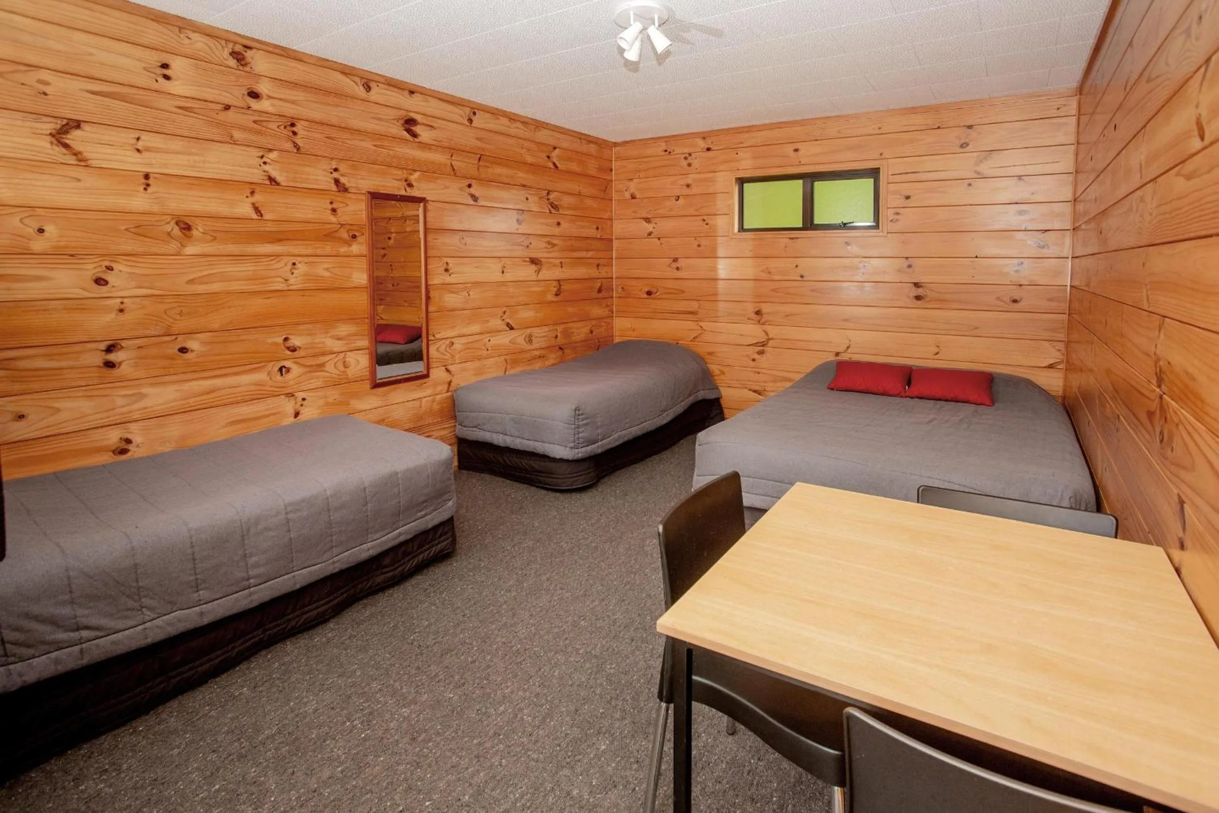 Bed in Fox Glacier TOP 10 Holiday Park & Motels