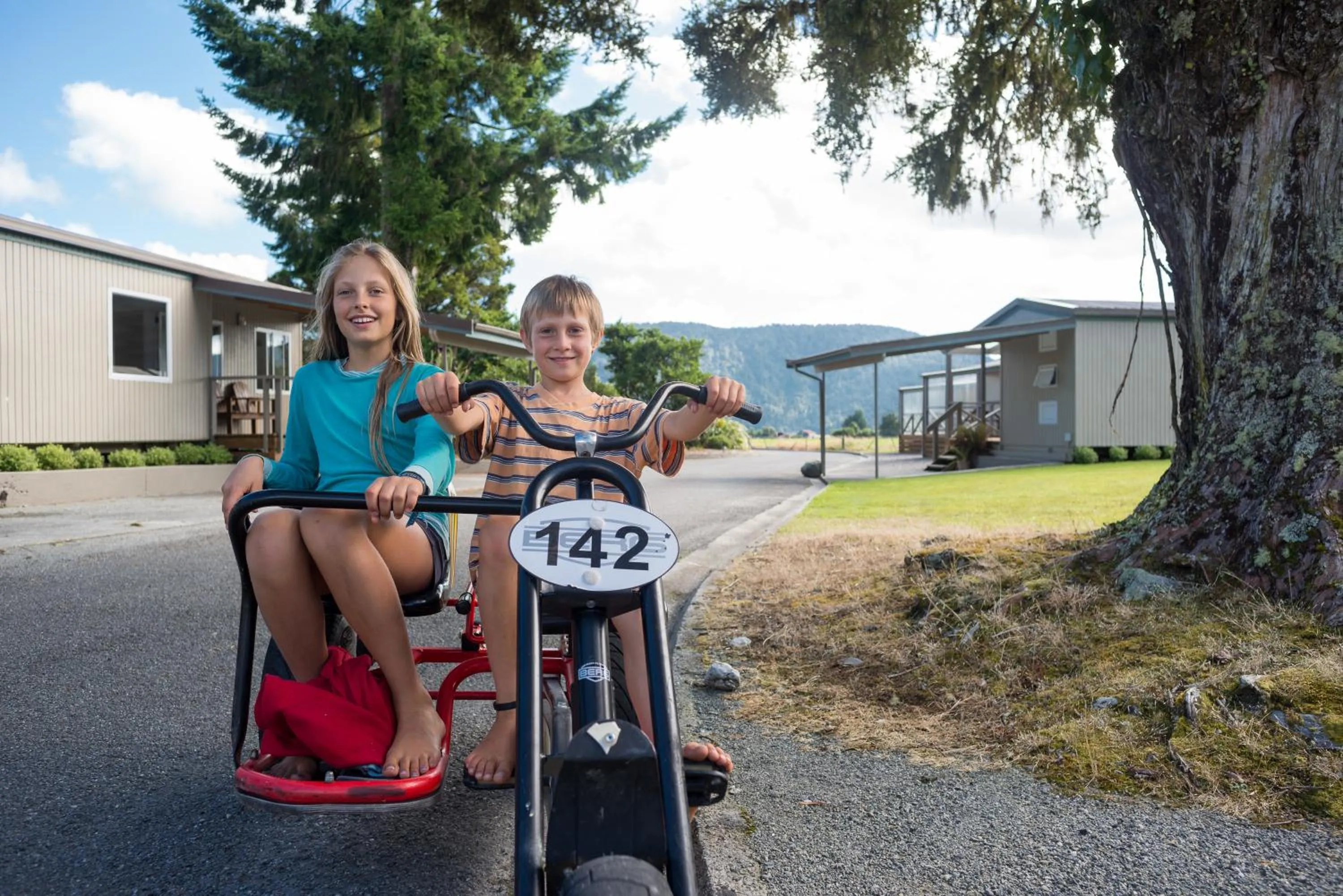 group of guests in Fox Glacier TOP 10 Holiday Park & Motels
