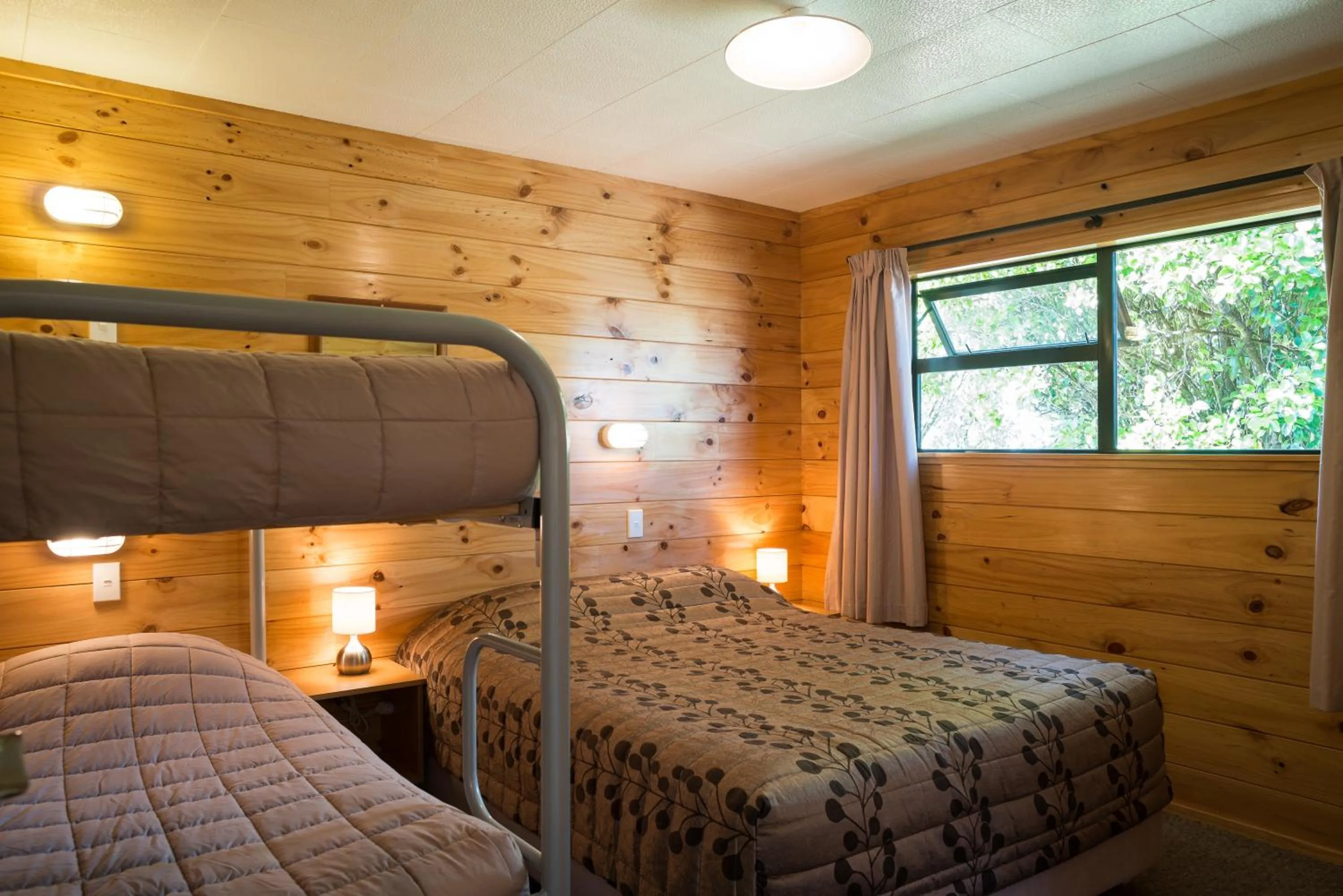 Bedroom, Bed in Fox Glacier TOP 10 Holiday Park & Motels