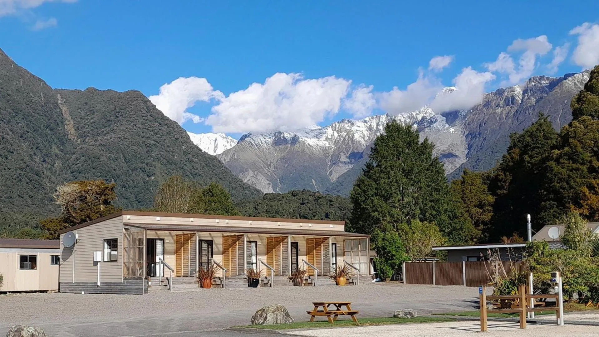 Natural landscape in Fox Glacier TOP 10 Holiday Park & Motels