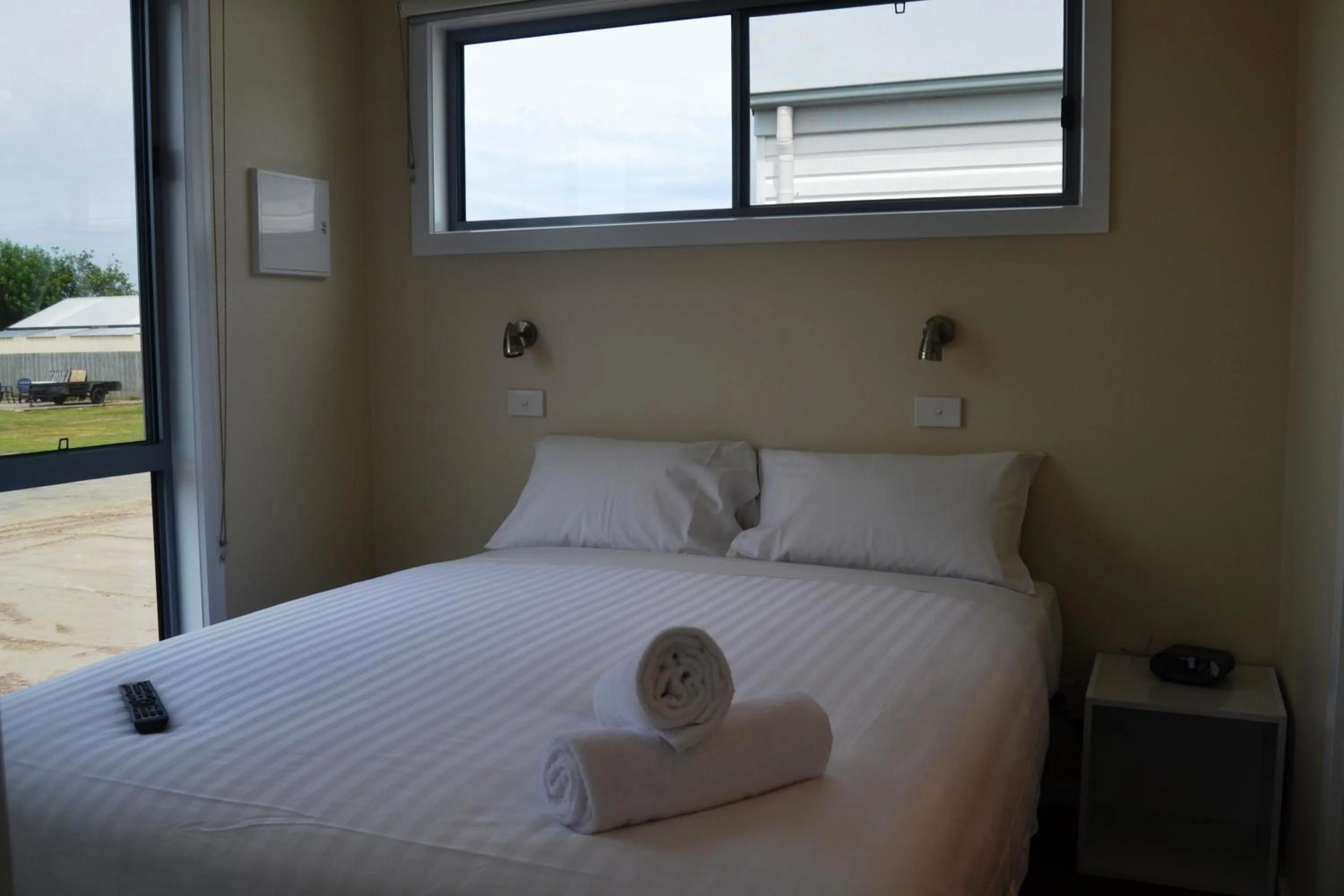 Bedroom, Bed in Portland Holiday Village