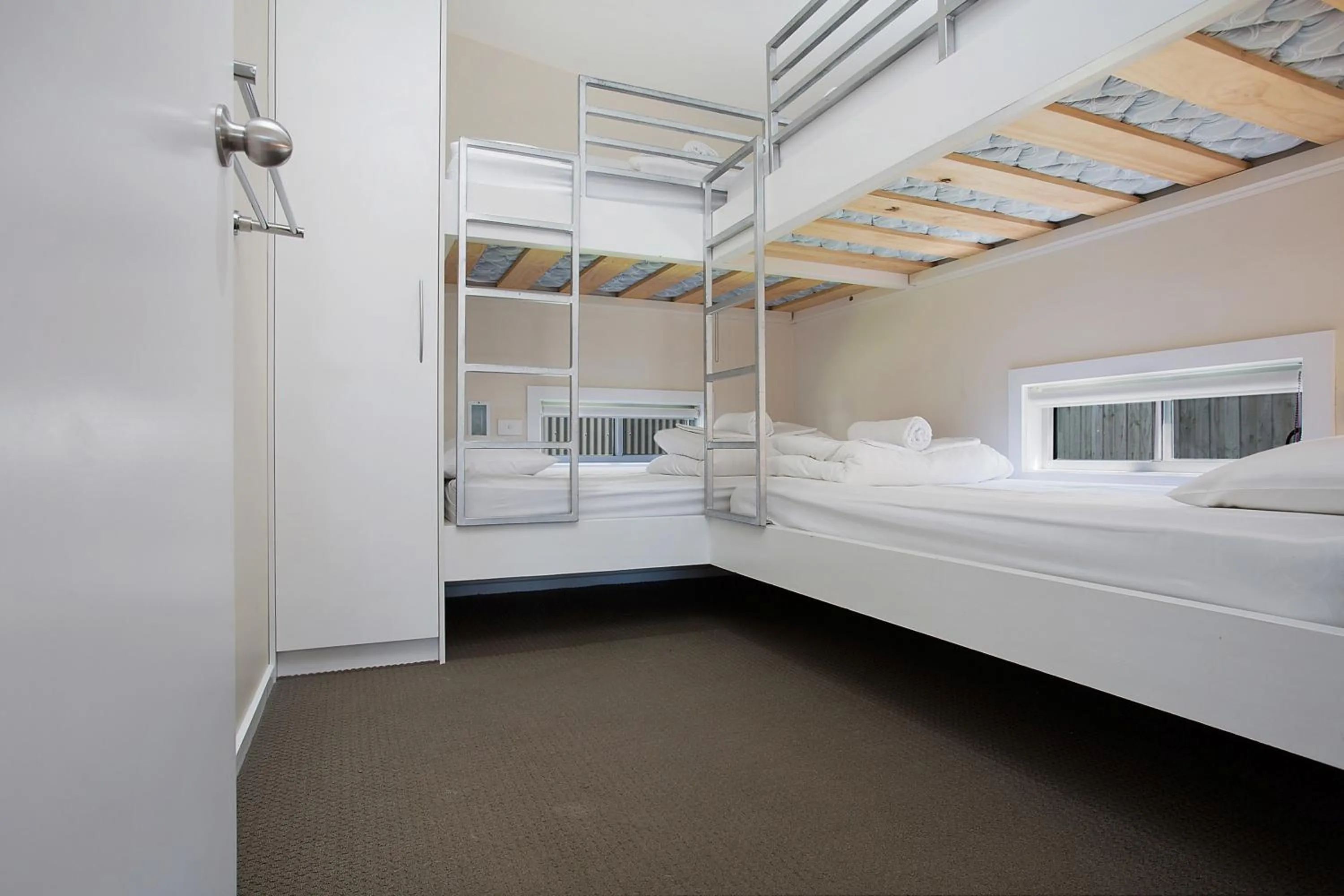 bunk bed, Bed in Portland Holiday Village