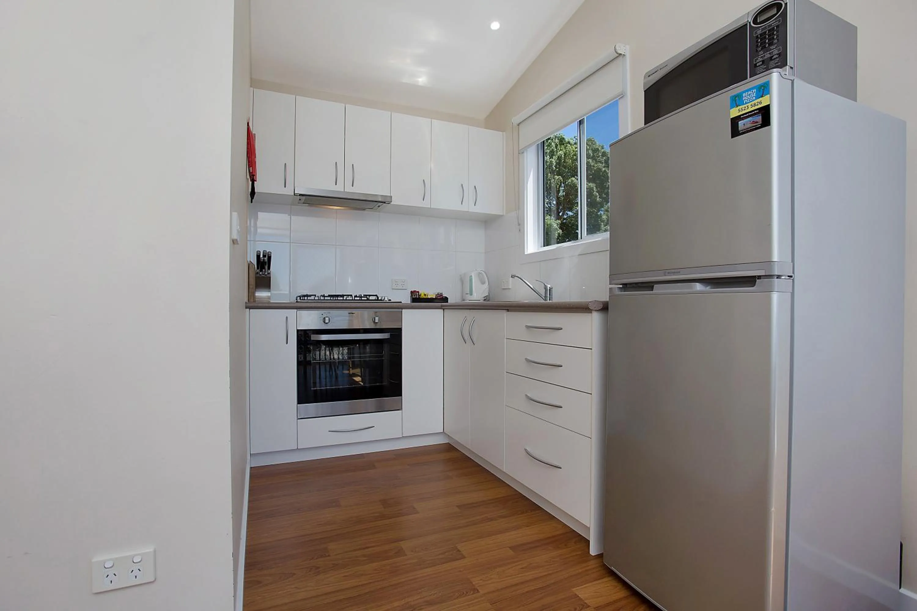 Kitchen or kitchenette in Portland Holiday Village