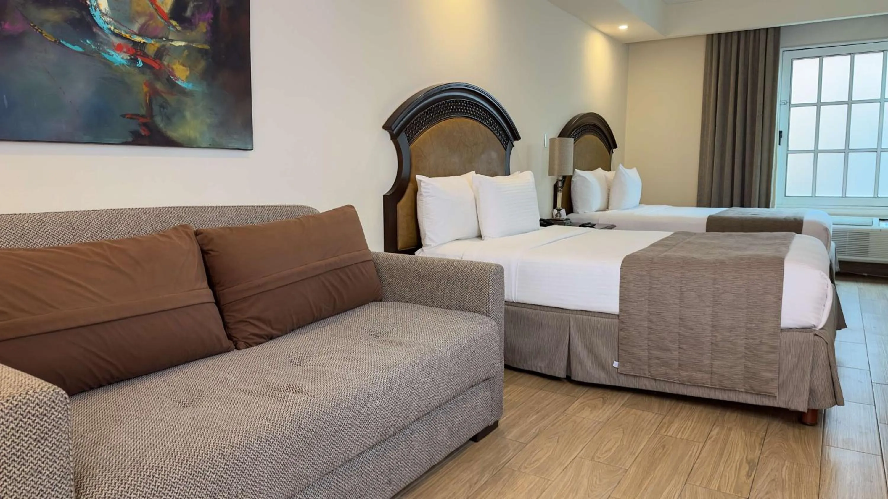 Photo of the whole room, Bed in Best Western PLUS Monterrey Colón