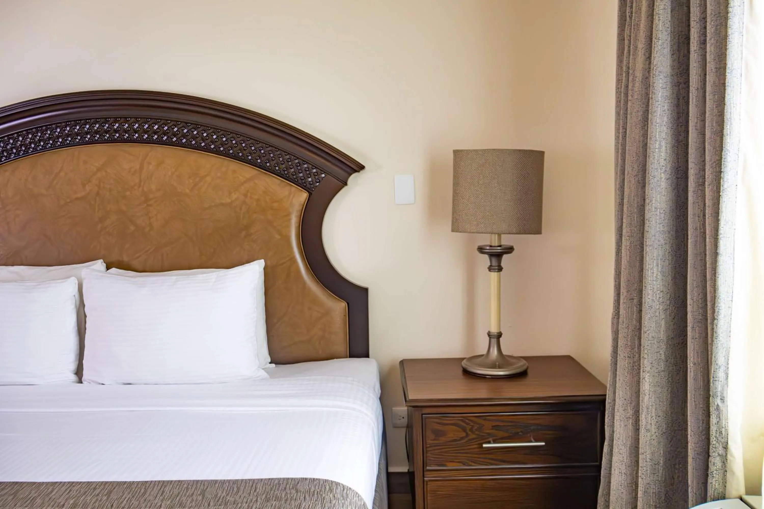 Photo of the whole room, Bed in Best Western PLUS Monterrey Colón