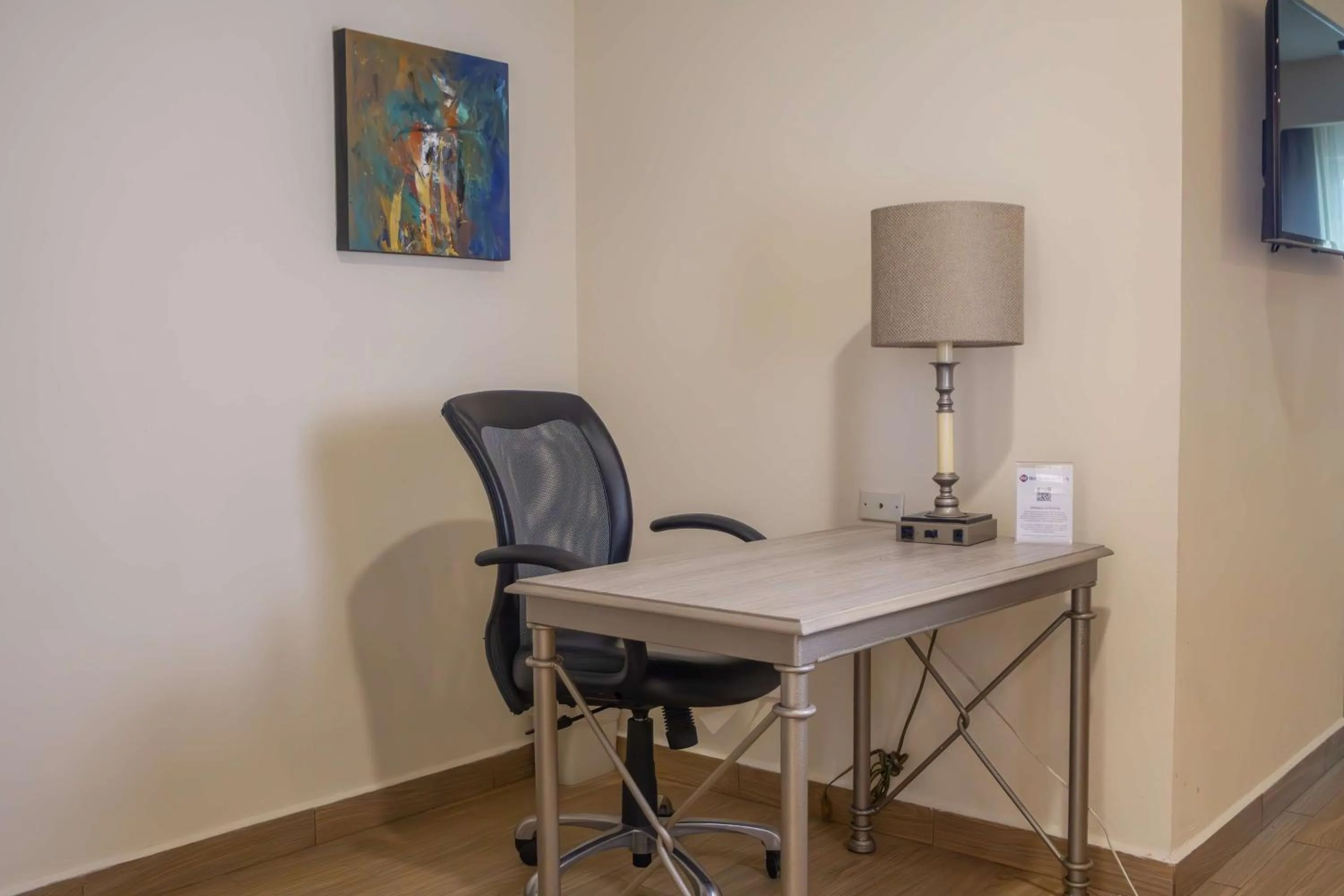 Photo of the whole room in Best Western PLUS Monterrey Colón