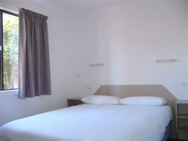 Bed in Portland Tourist Park