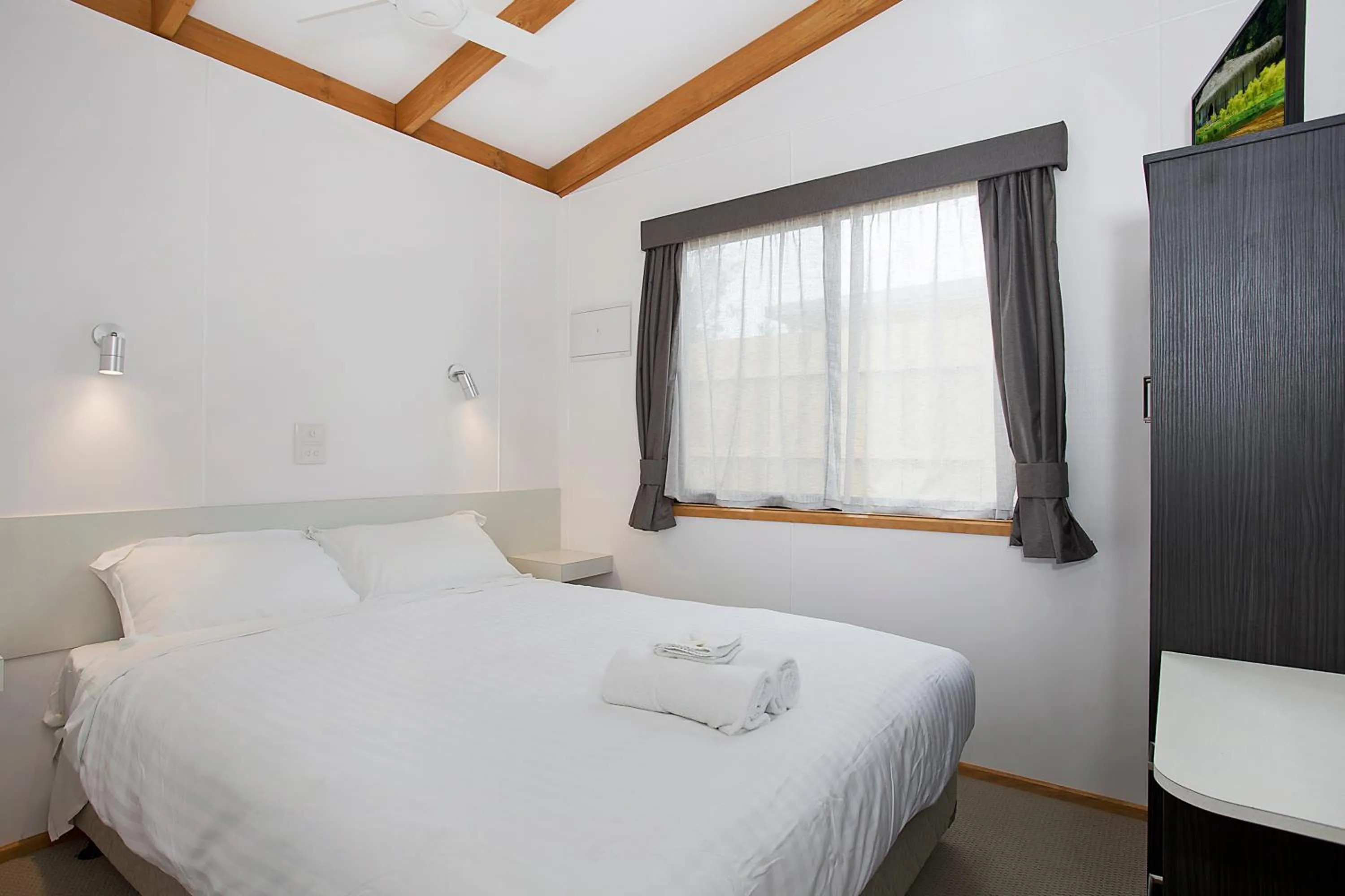 Bed in Portland Tourist Park